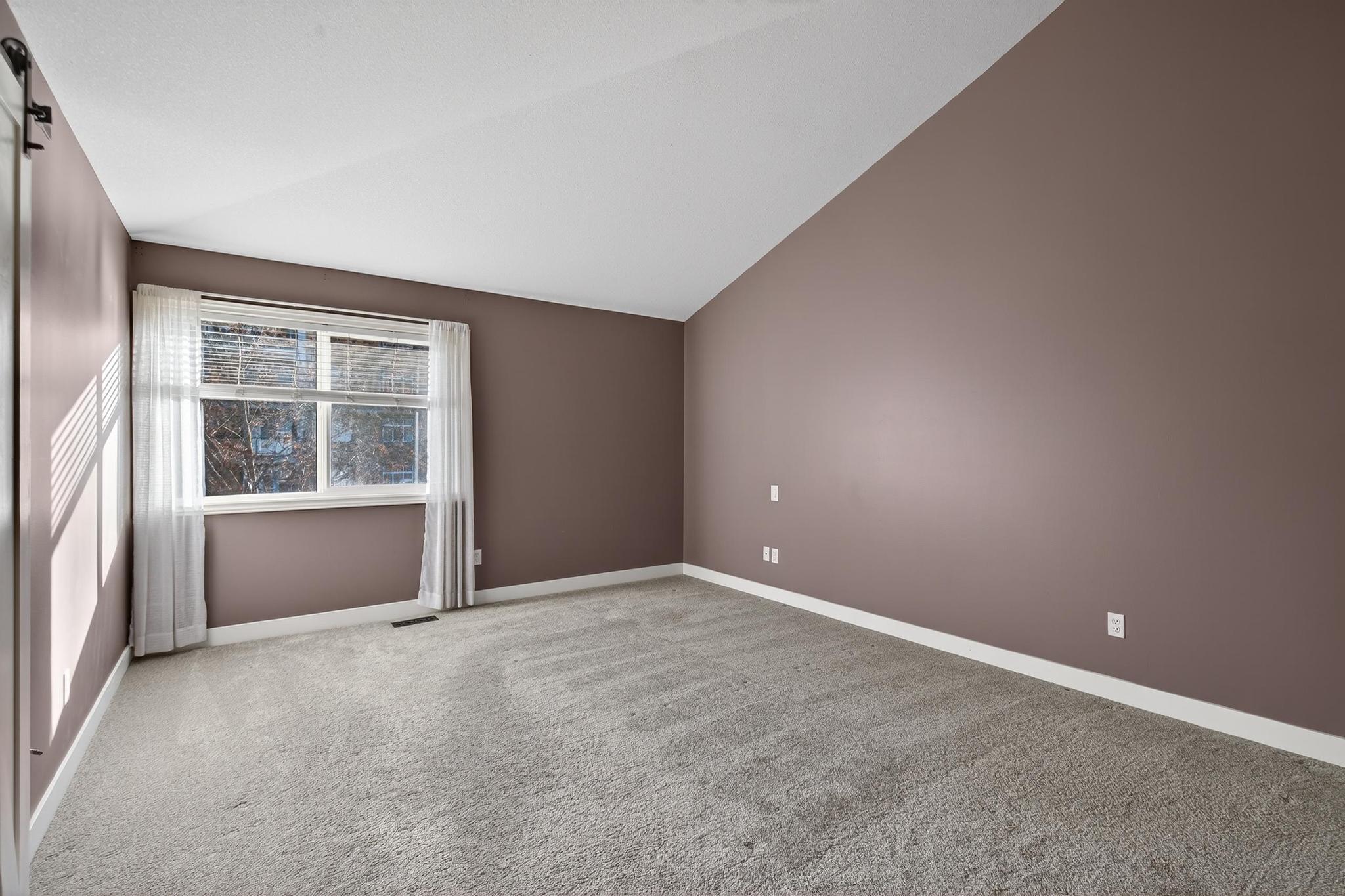 316 Whitman Road 31 Kelowna V1V 1Y9