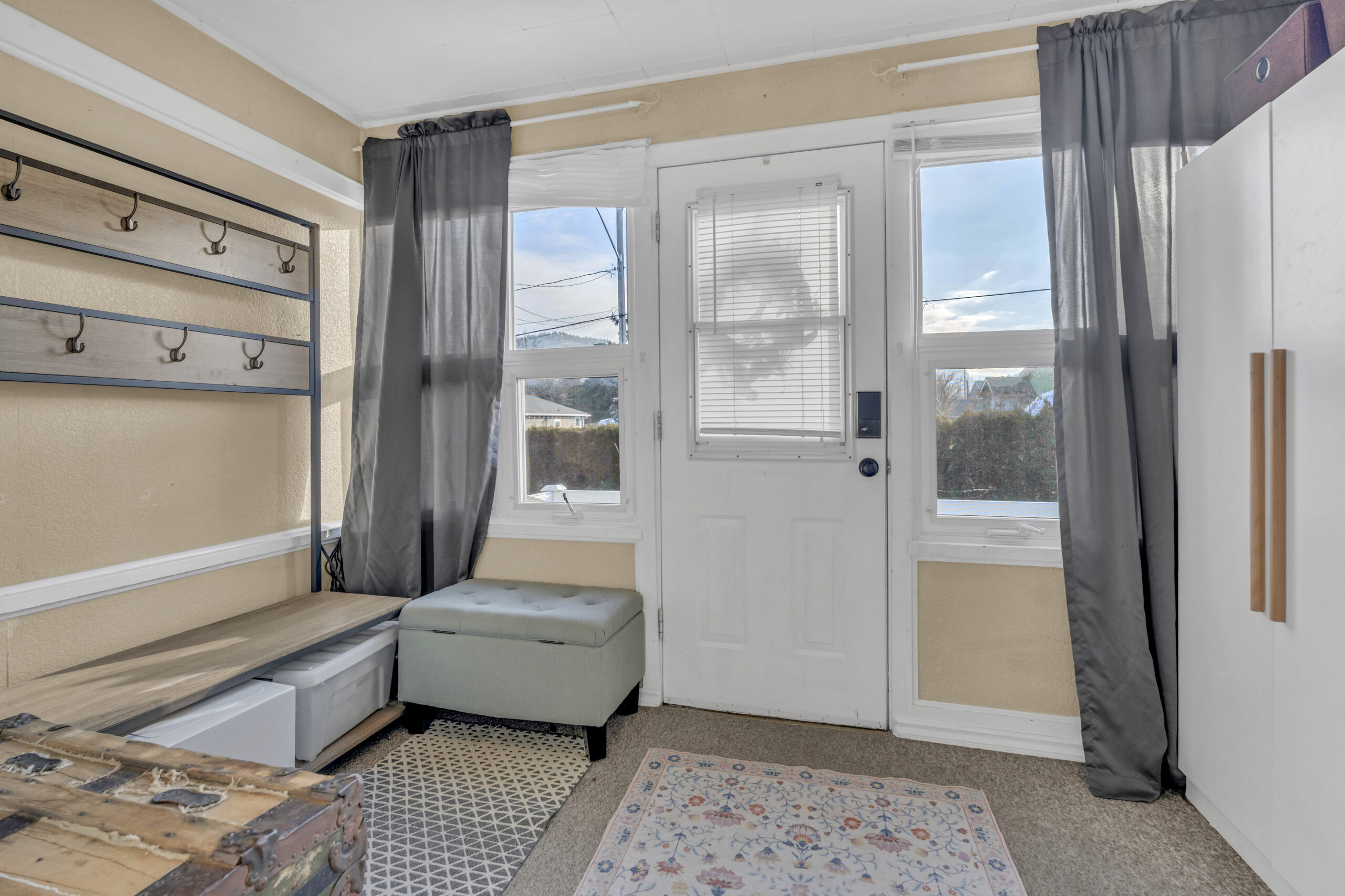 10120 Julia Street Summerland V0H 1Z5