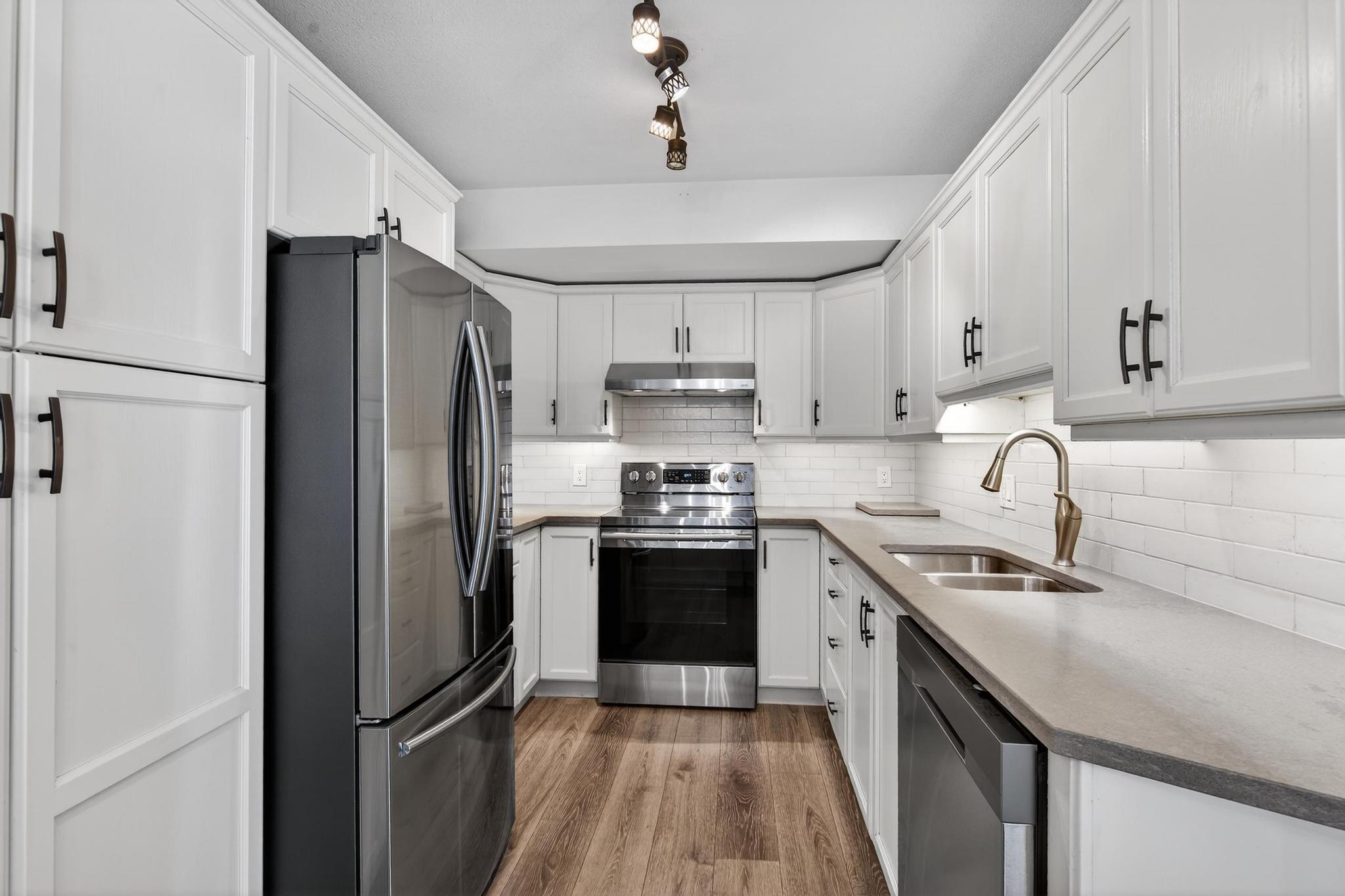 316 Whitman Road 31 Kelowna V1V 1Y9