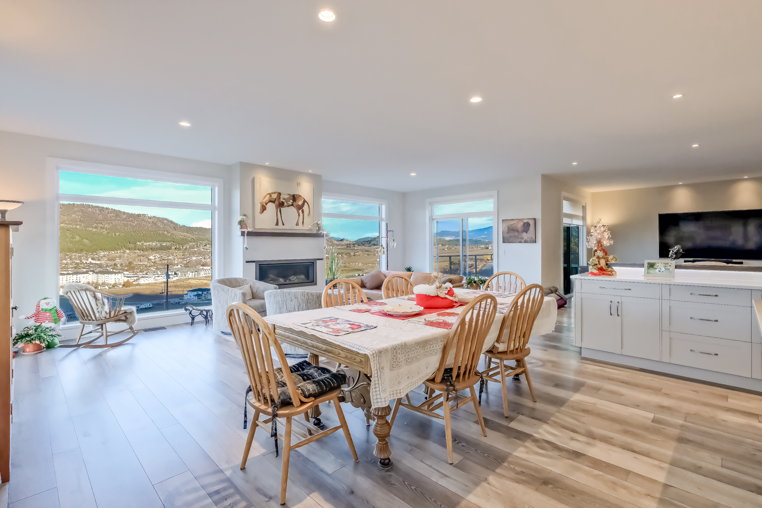 2241 Rojem Road Kelowna V1V 2G3