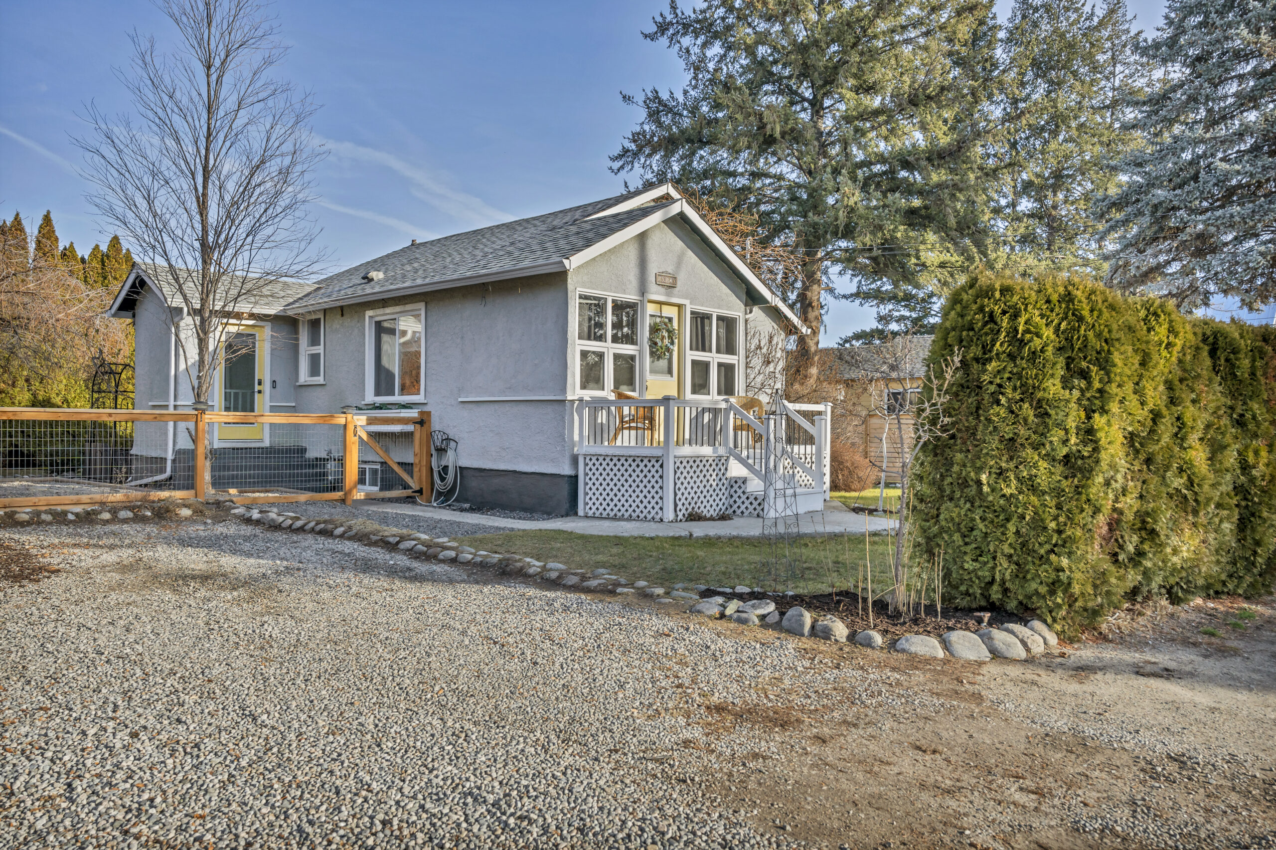 10120 Julia Street Summerland V0H 1Z5