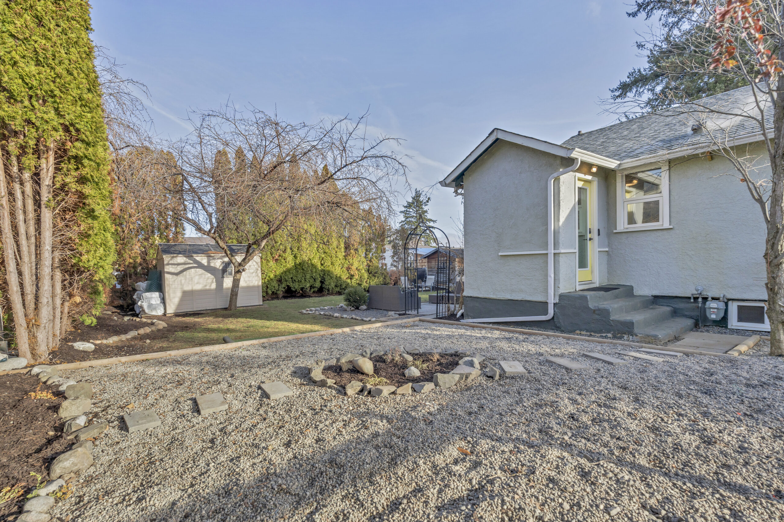 10120 Julia Street Summerland V0H 1Z5