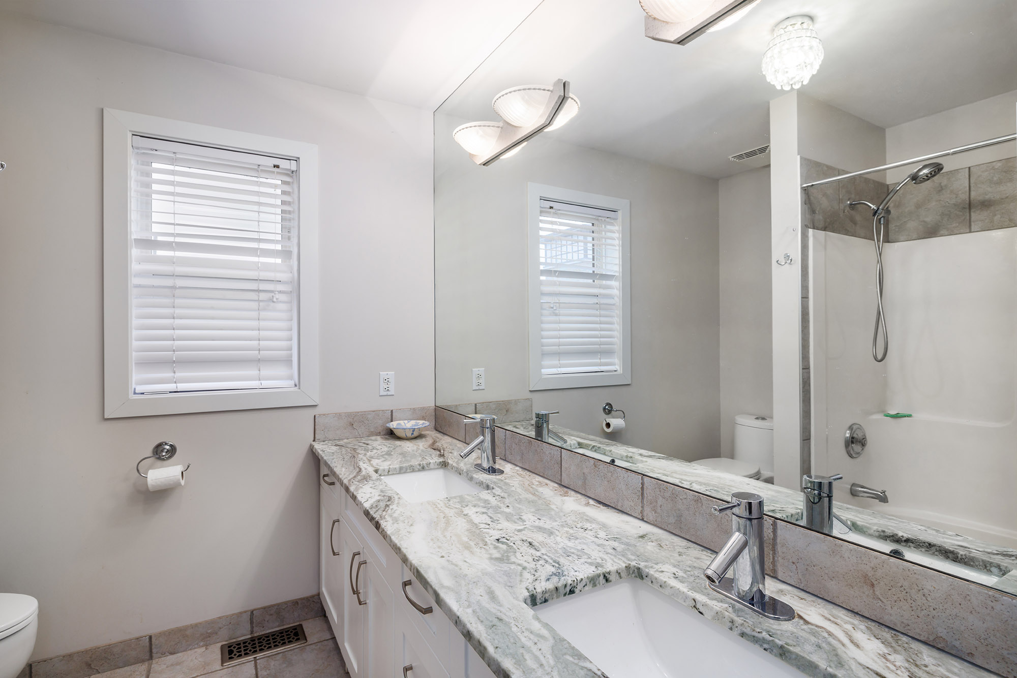 2761 Olalla Road West Kelowna V1Z 2B1