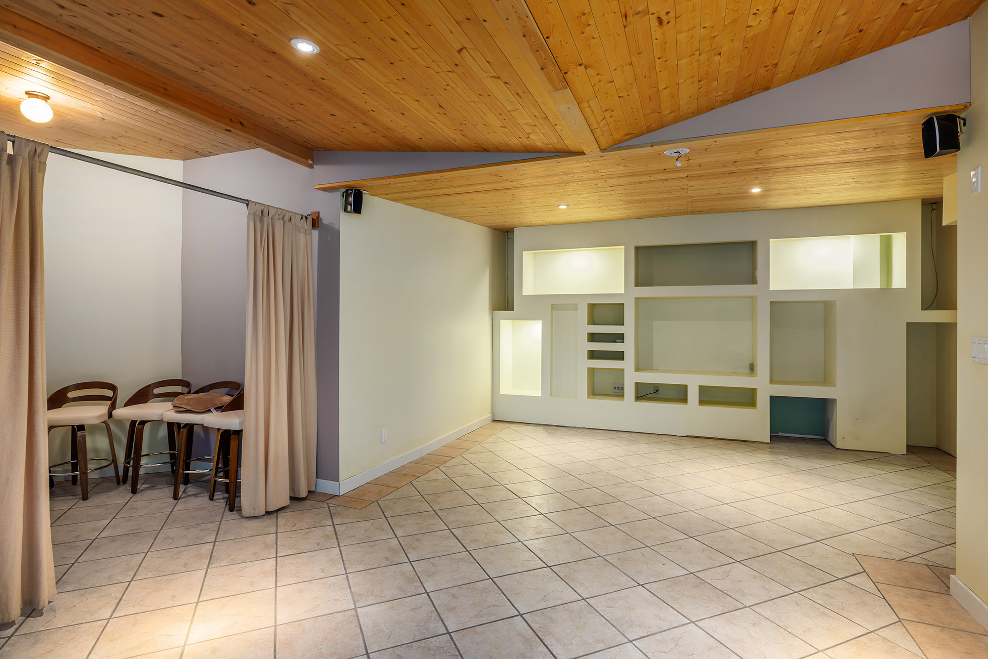 2761 Olalla Road West Kelowna V1Z 2B1