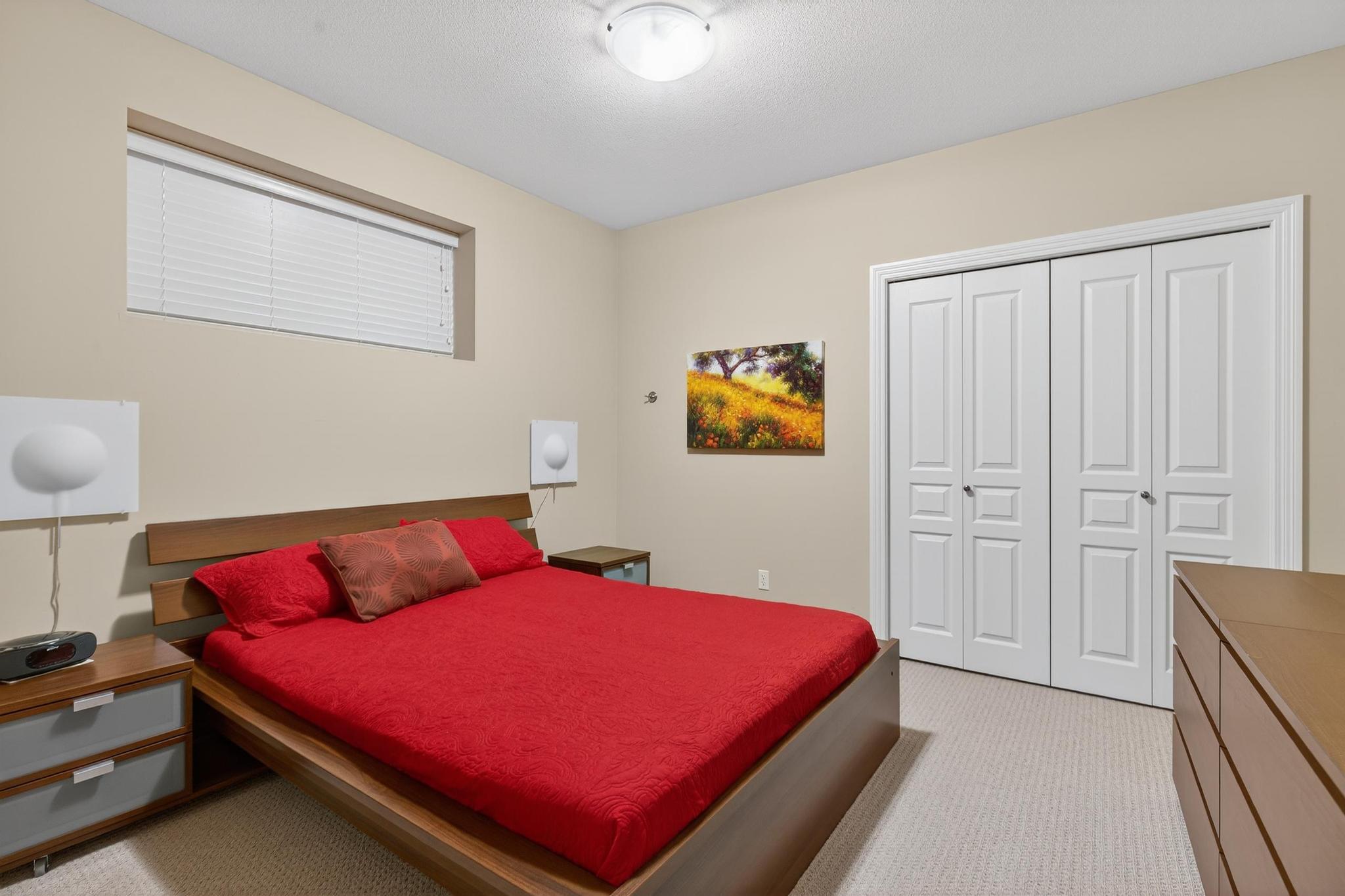 2455 Quail Ridge Boulevard 201 Kelowna V1V 2S8