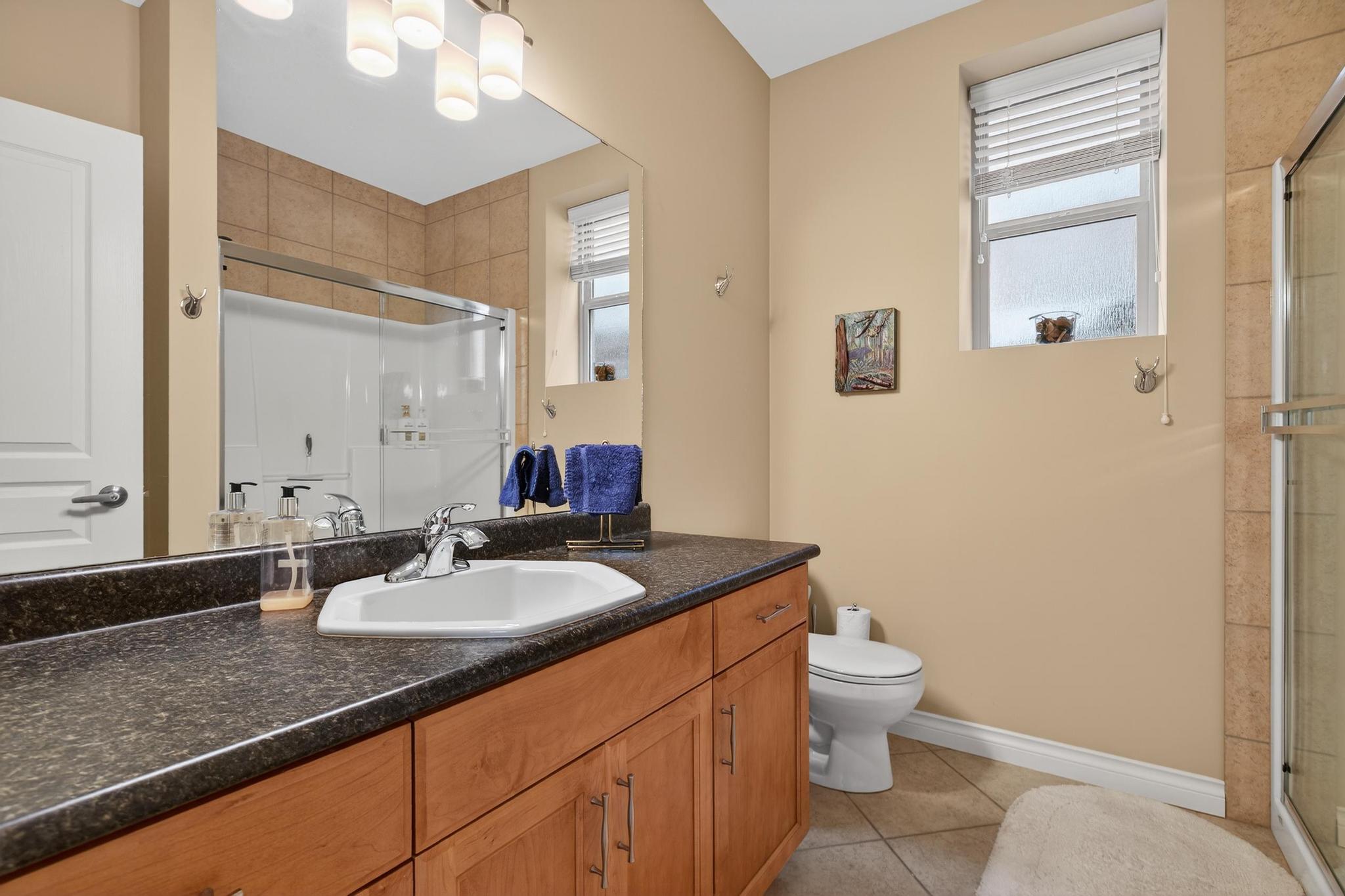 2455 Quail Ridge Boulevard 201 Kelowna V1V 2S8