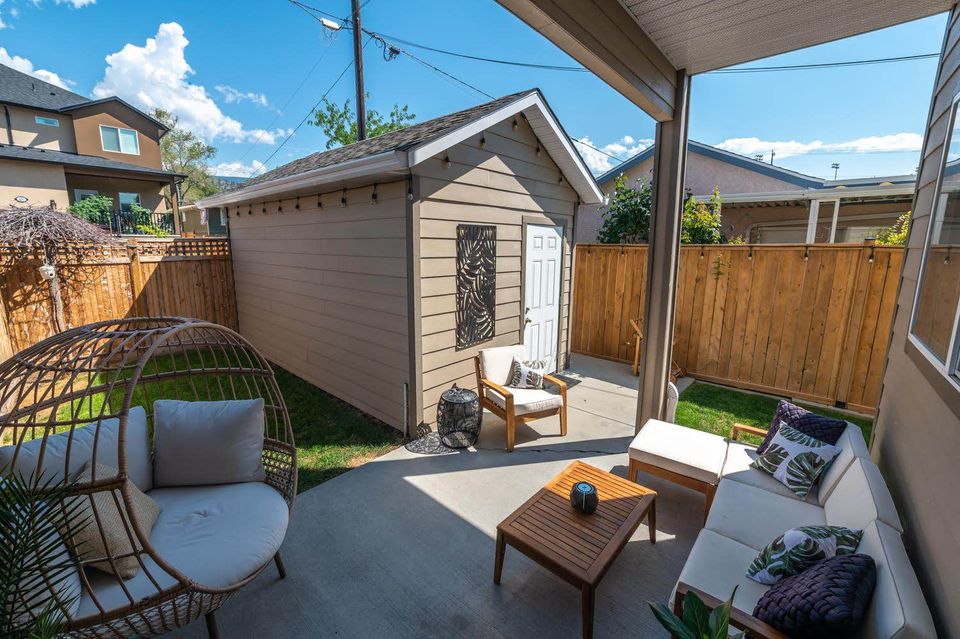 642 Van Horne Street 102 Penticton V2A 4L1