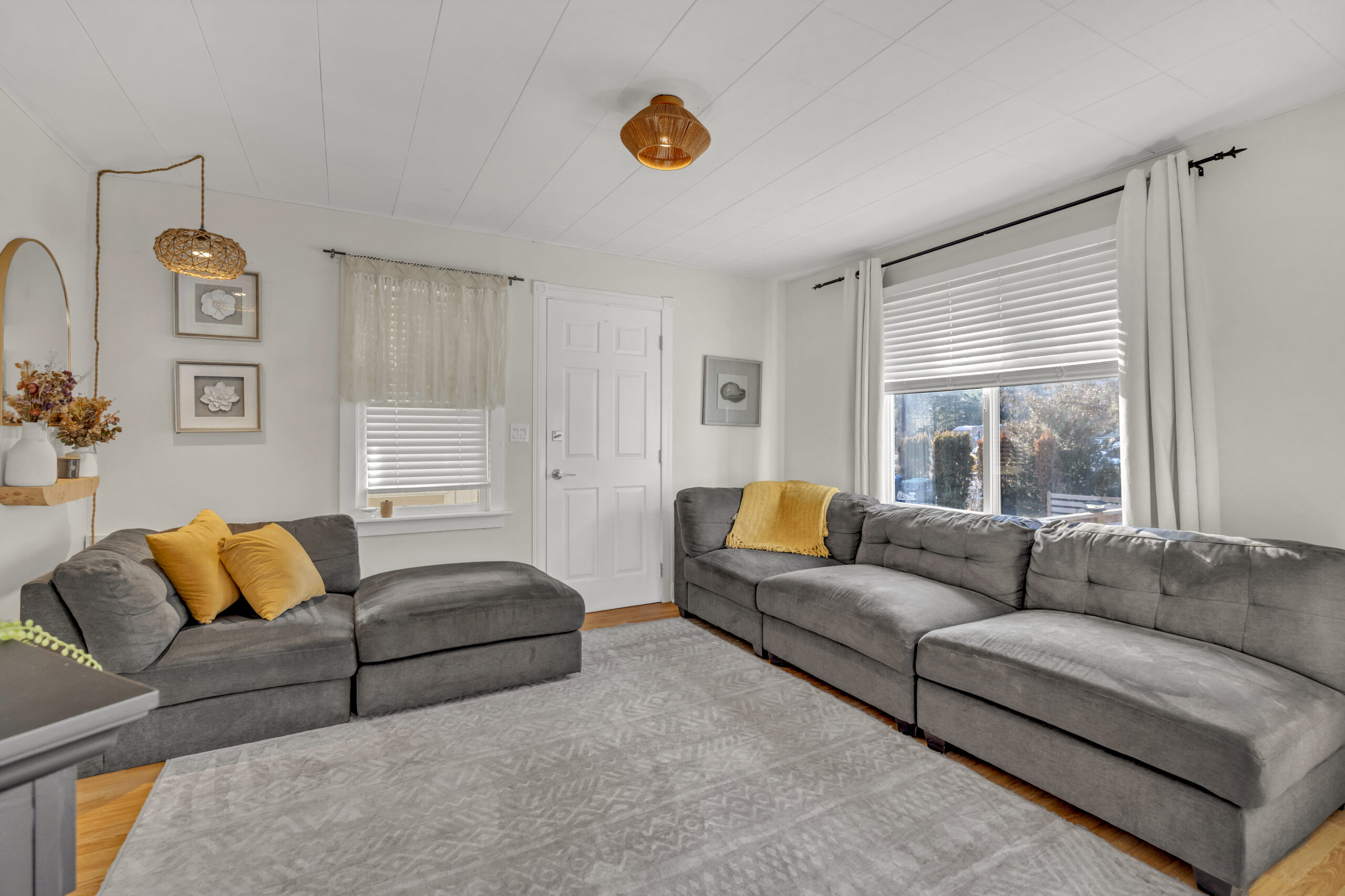 10120 Julia Street Summerland V0H 1Z5