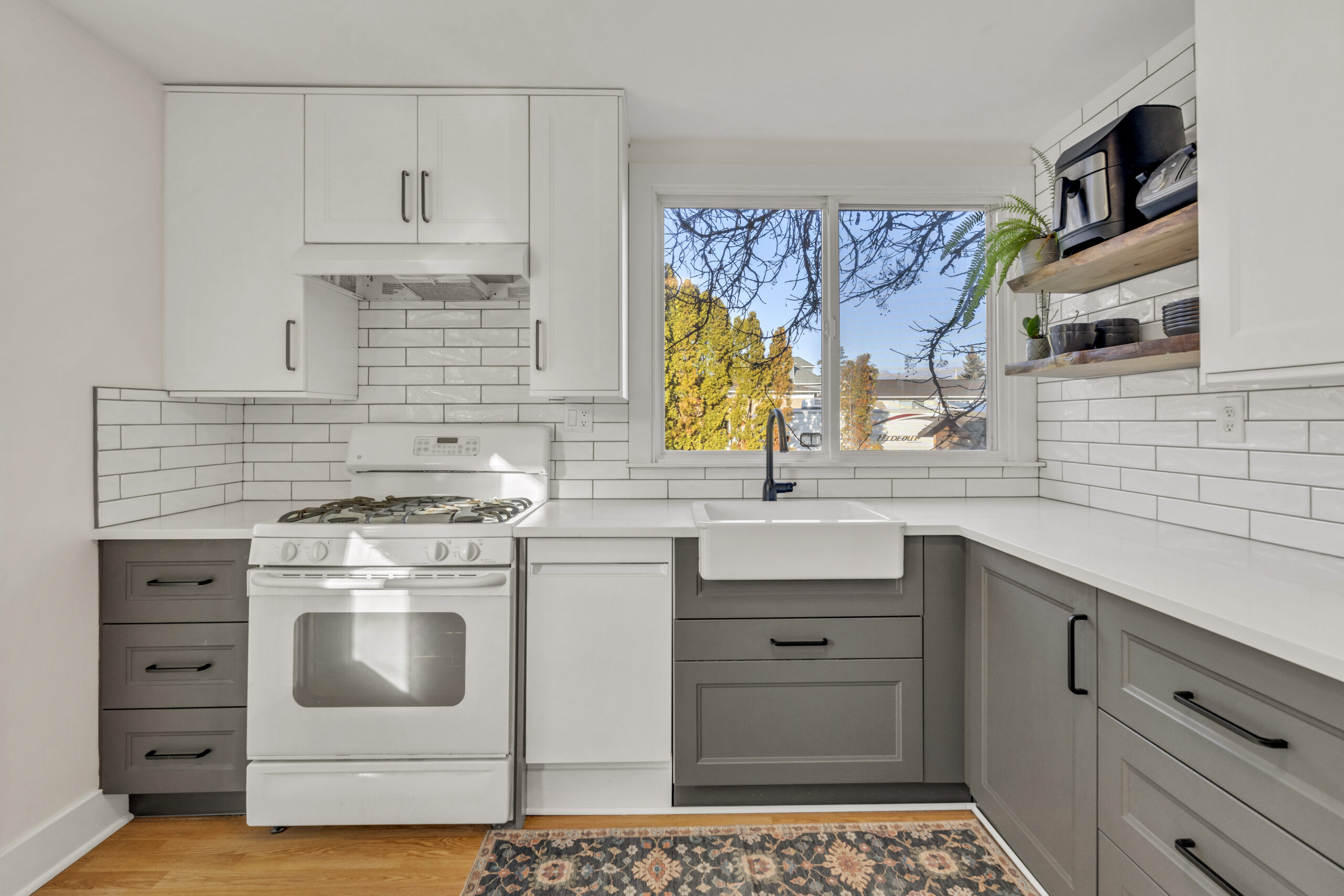 10120 Julia Street Summerland V0H 1Z5