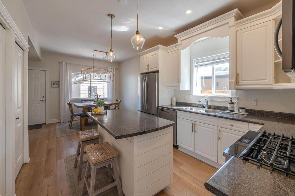 642 Van Horne Street 102 Penticton V2A 4L1