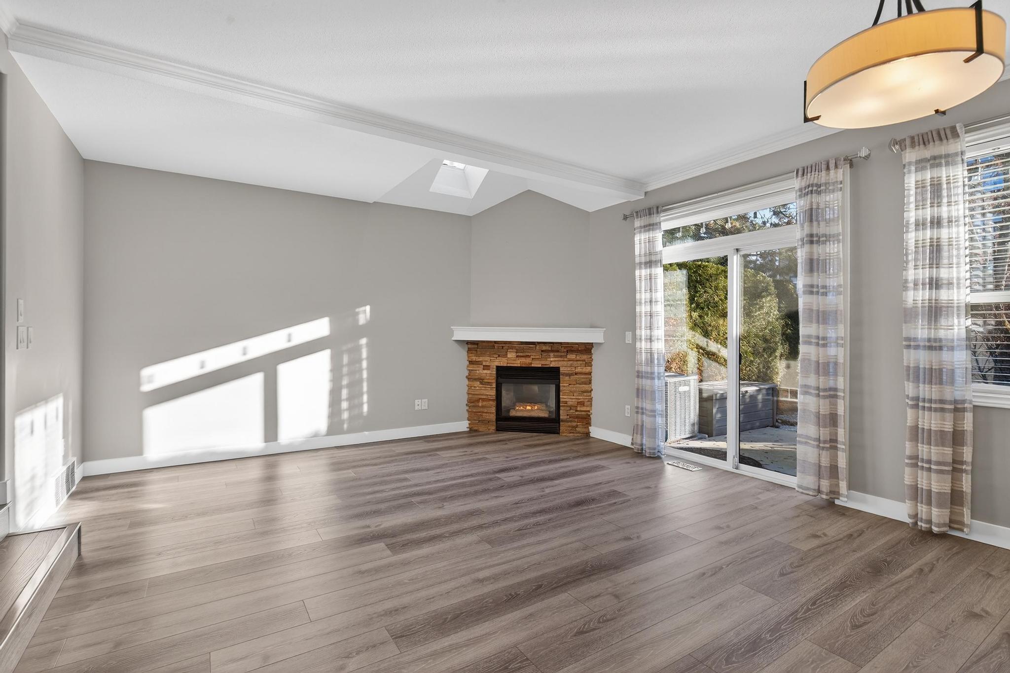 316 Whitman Road 31 Kelowna V1V 1Y9