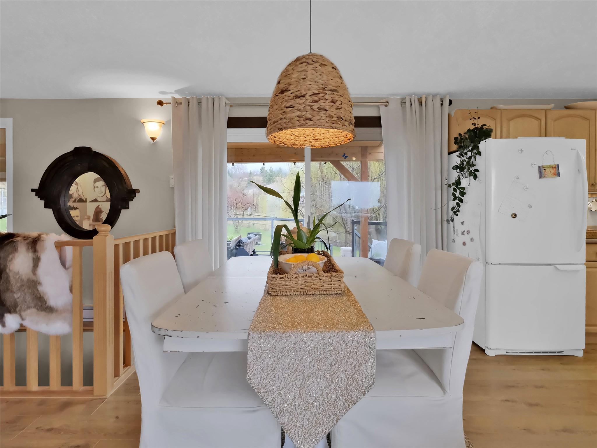 9801/9809 Gould Avenue Summerland V0H 1Z8