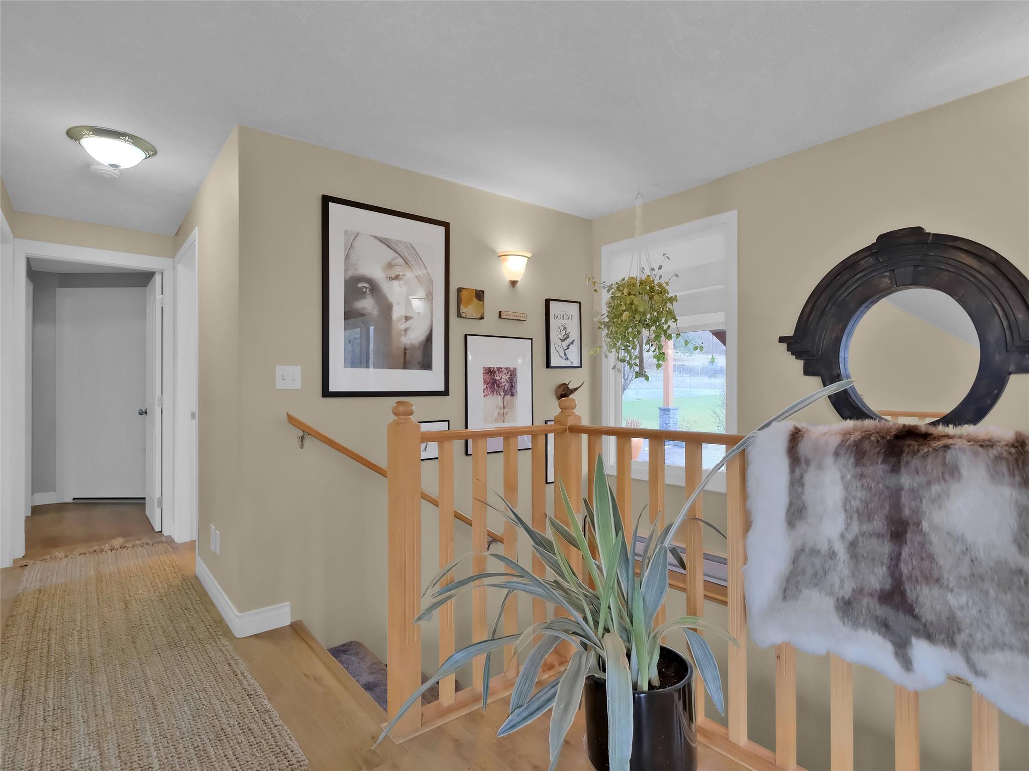 9801/9809 Gould Avenue Summerland V0H 1Z8