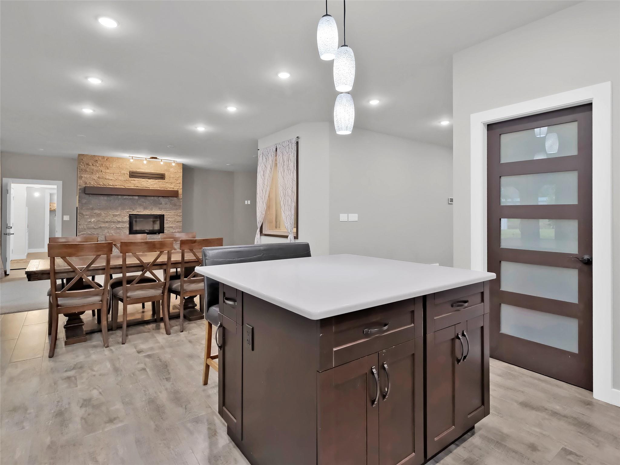 9801/9809 Gould Avenue Summerland V0H 1Z8