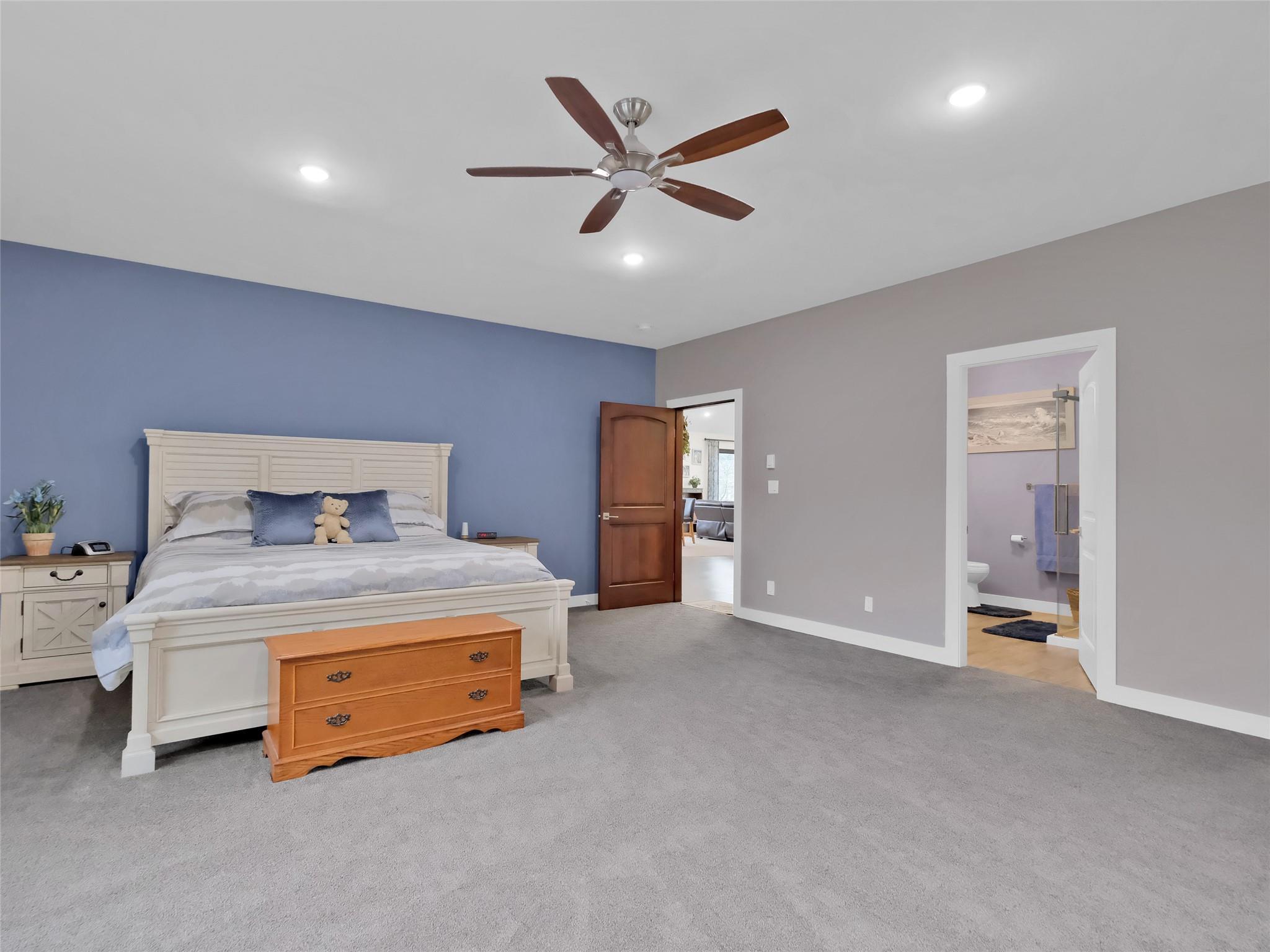 9801/9809 Gould Avenue Summerland V0H 1Z8