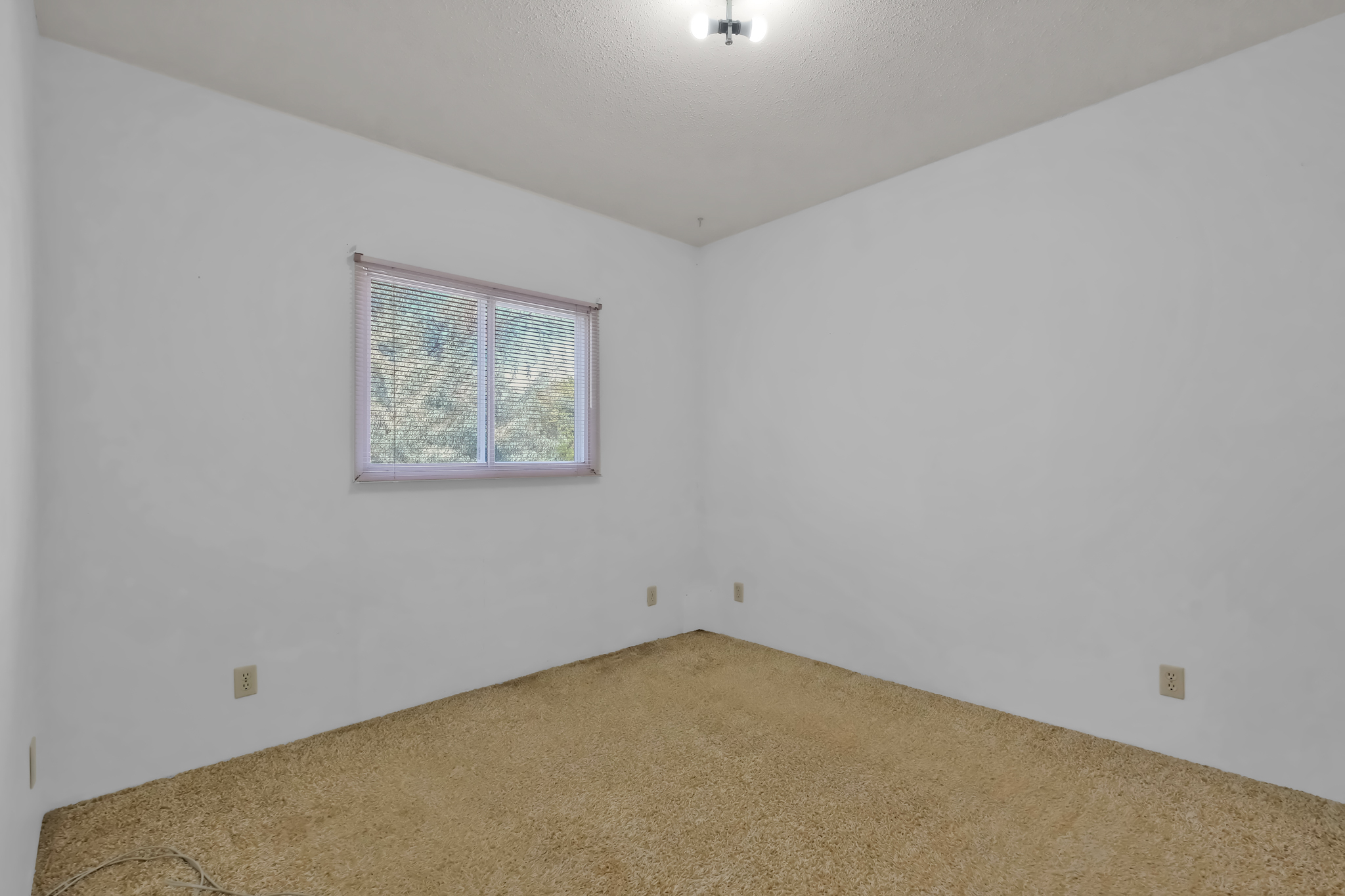 312 Scott Avenue Penticton V2A 2j8