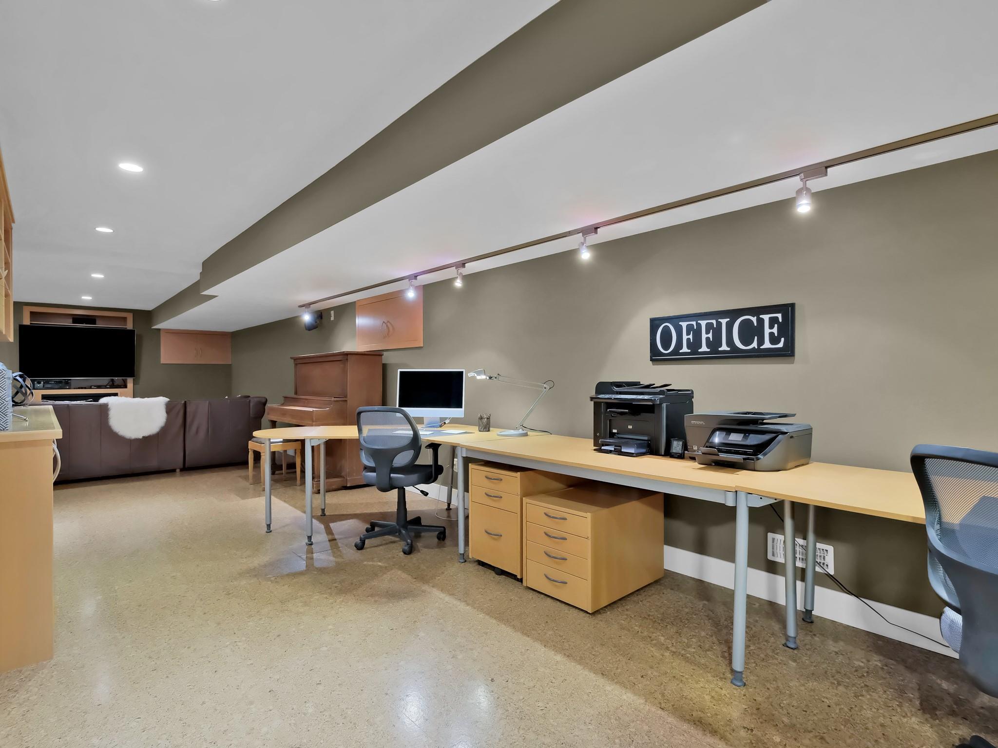 162 Vancouver Place Penticton V2A 1A7