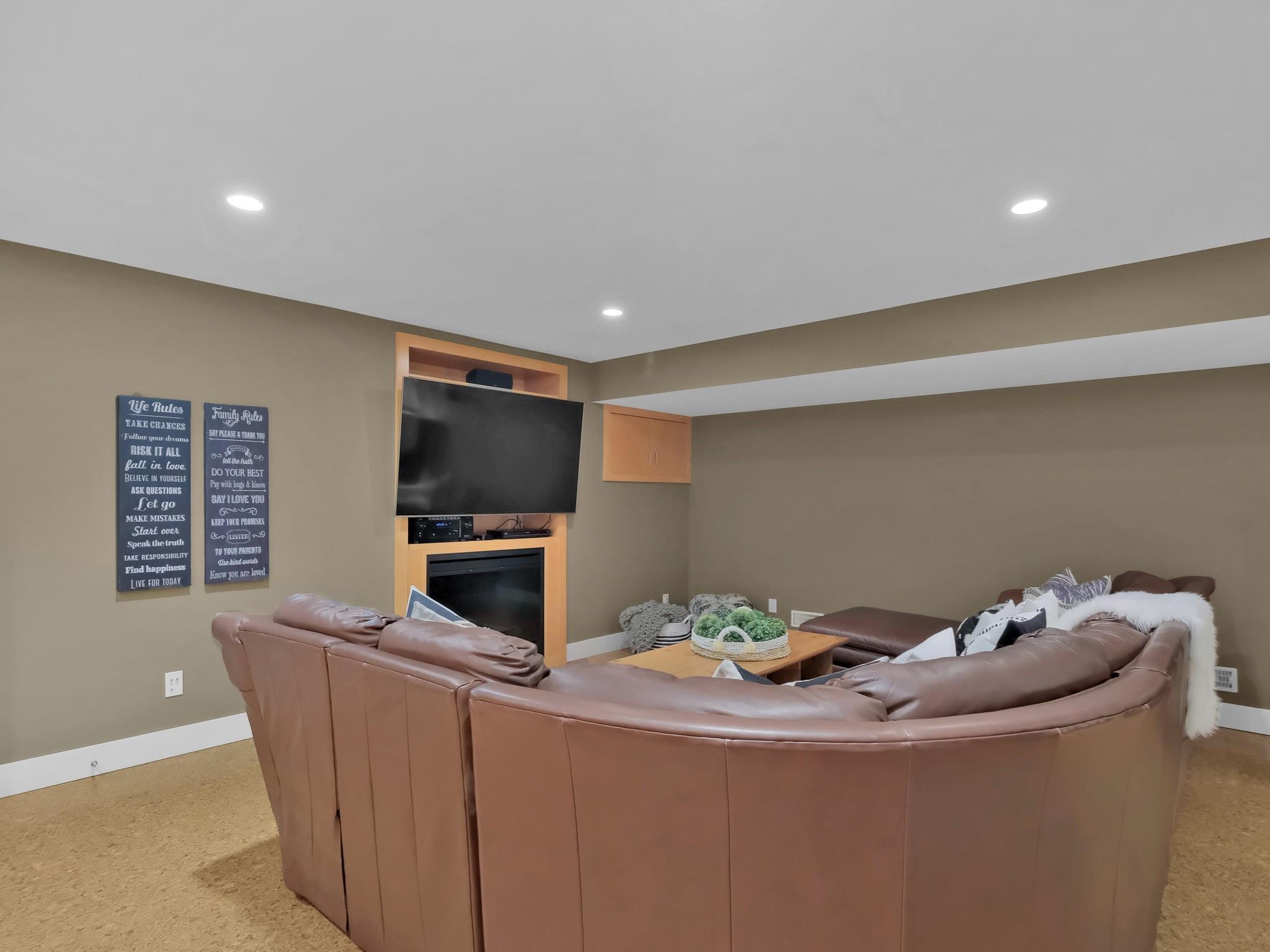 162 Vancouver Place Penticton V2A 1A7