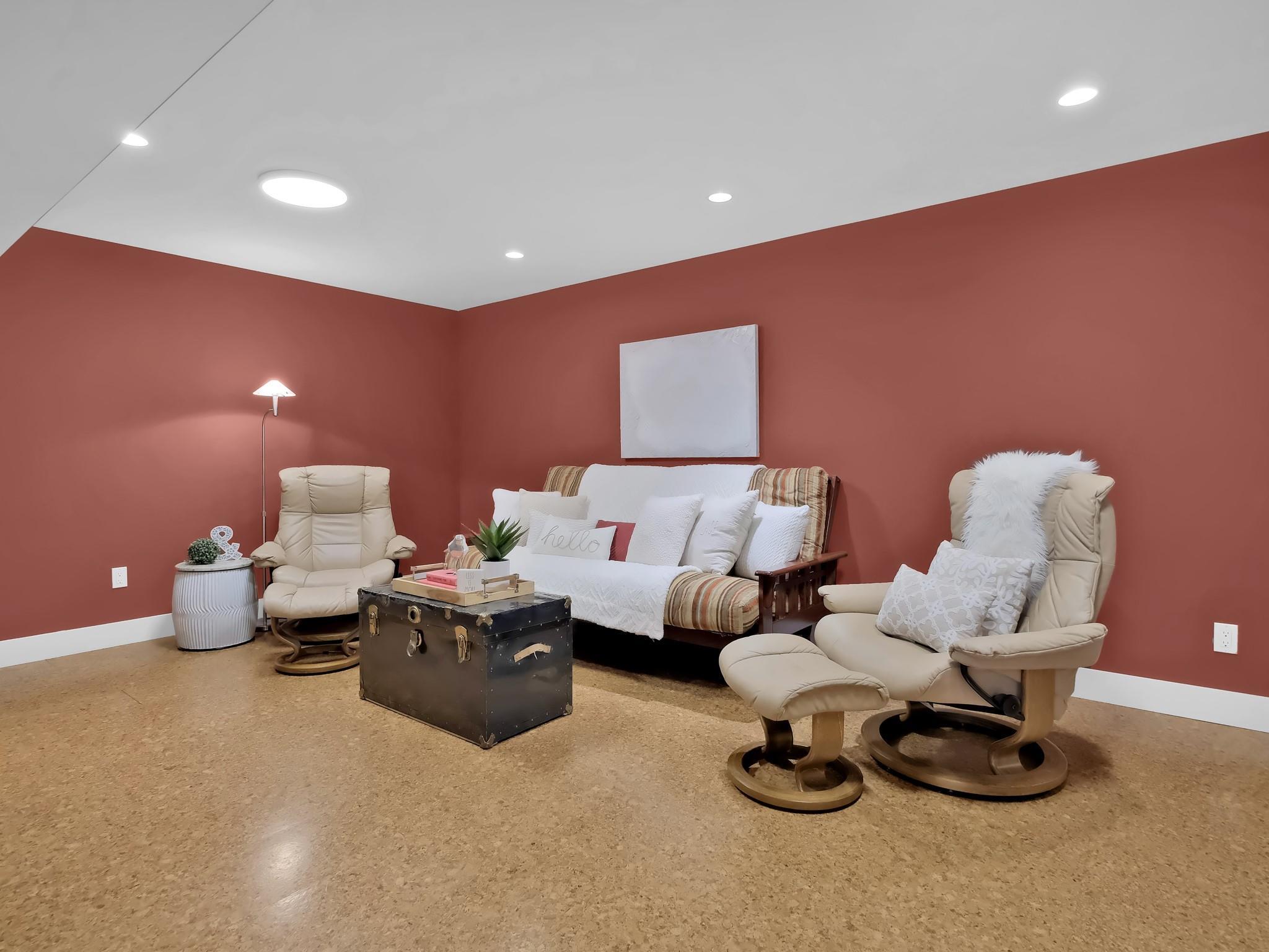 162 Vancouver Place Penticton V2A 1A7