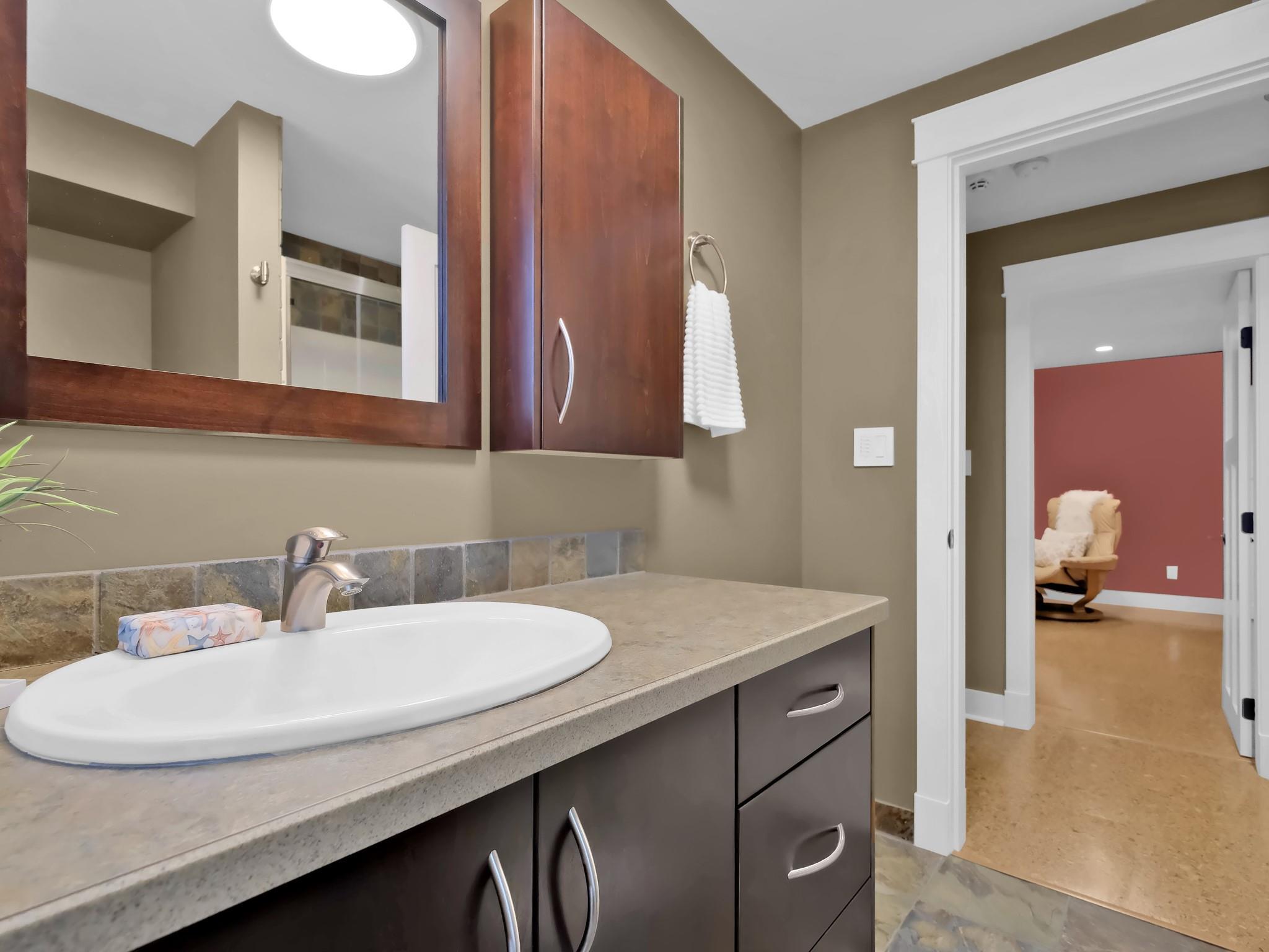 162 Vancouver Place Penticton V2A 1A7