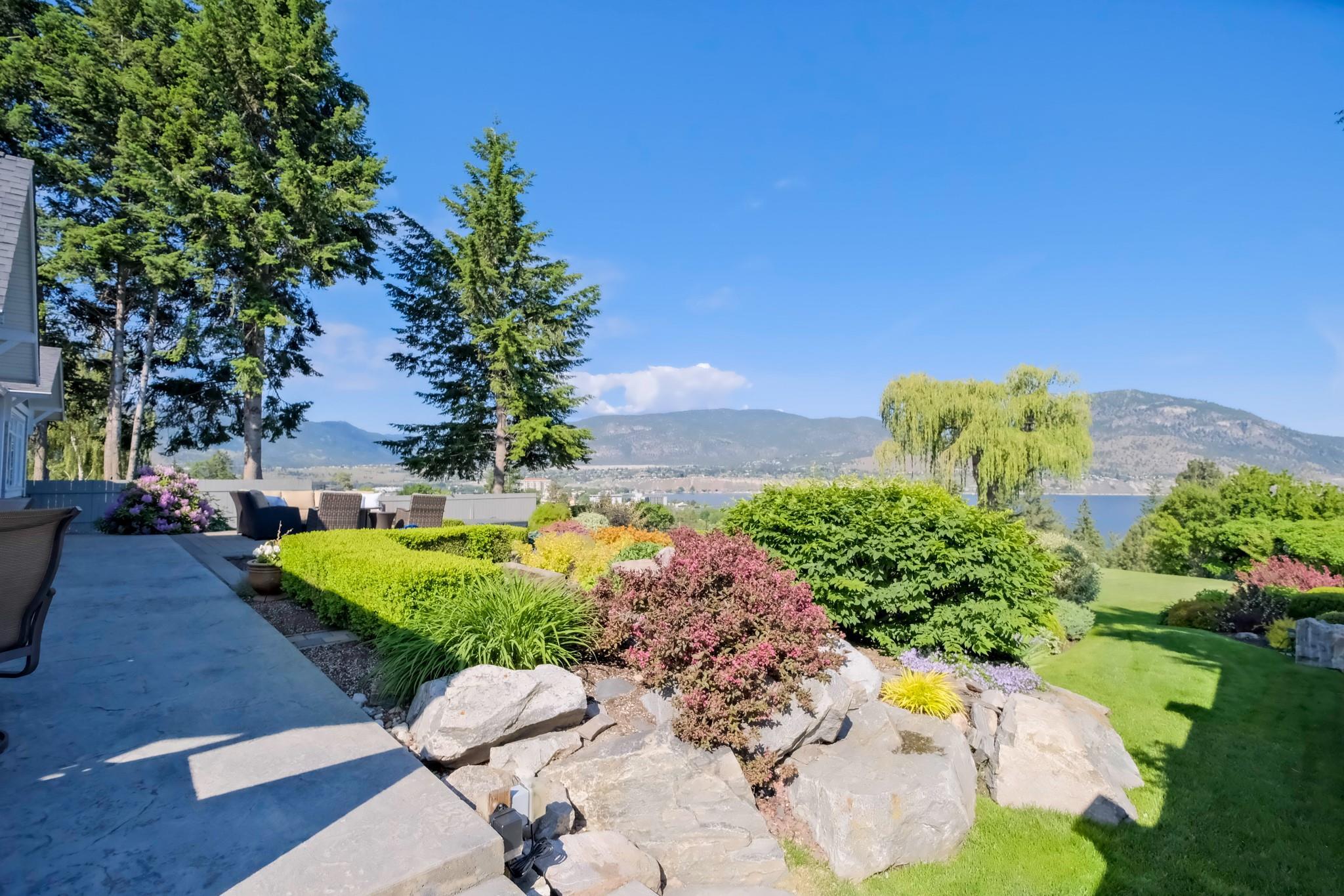 162 Vancouver Place Penticton V2A 1A7
