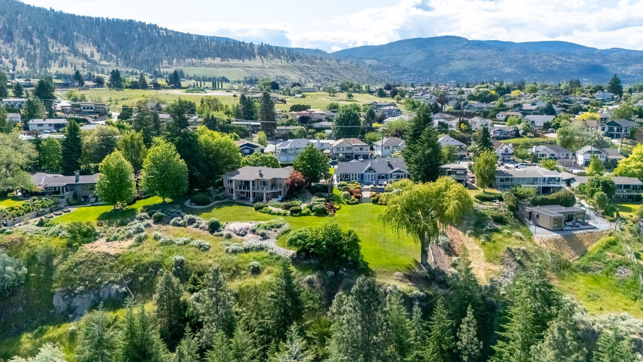 162 Vancouver Place Penticton V2A 1A7