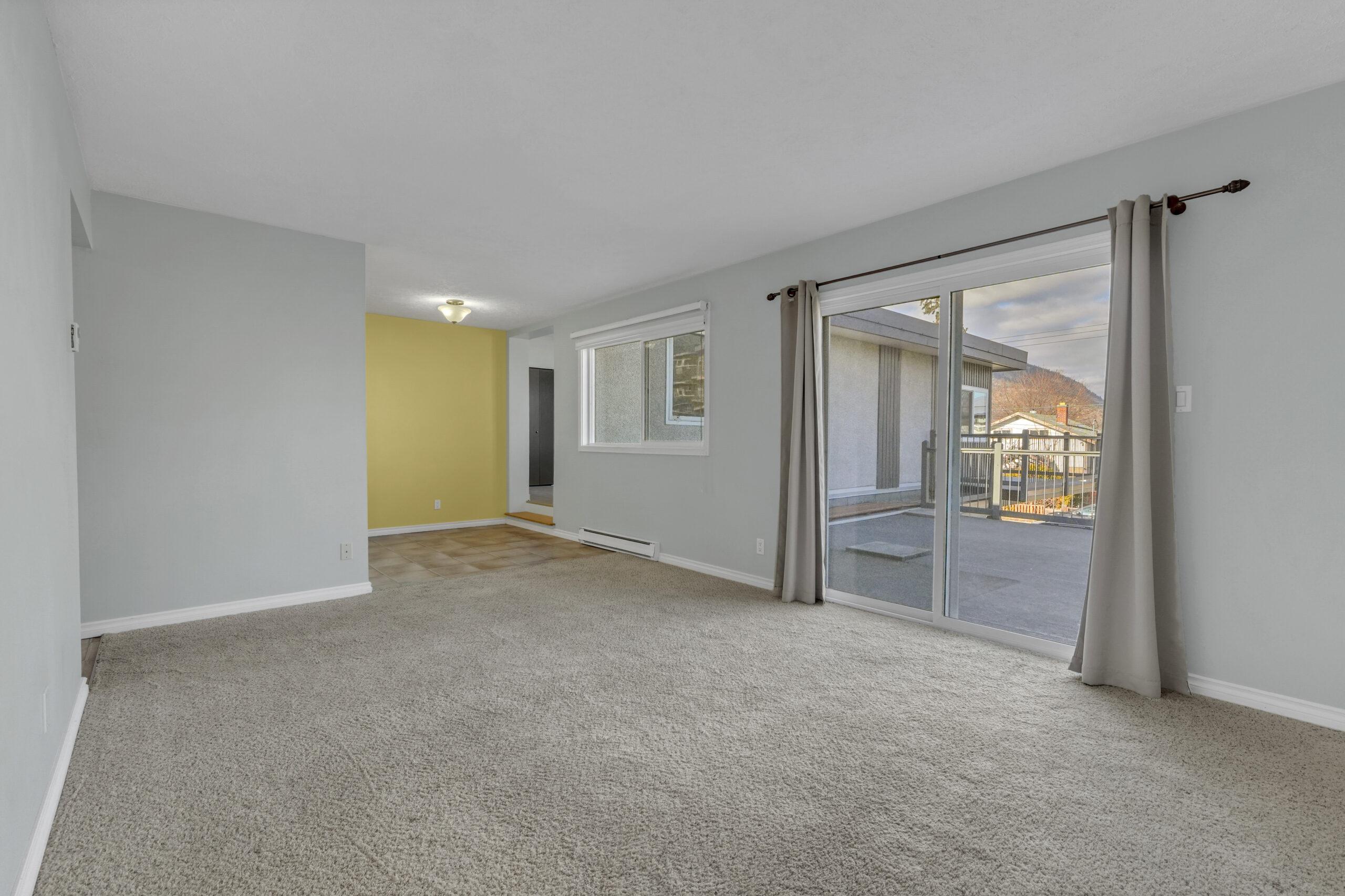 328 Nanaimo Avenue W Penticton V2A 1N7