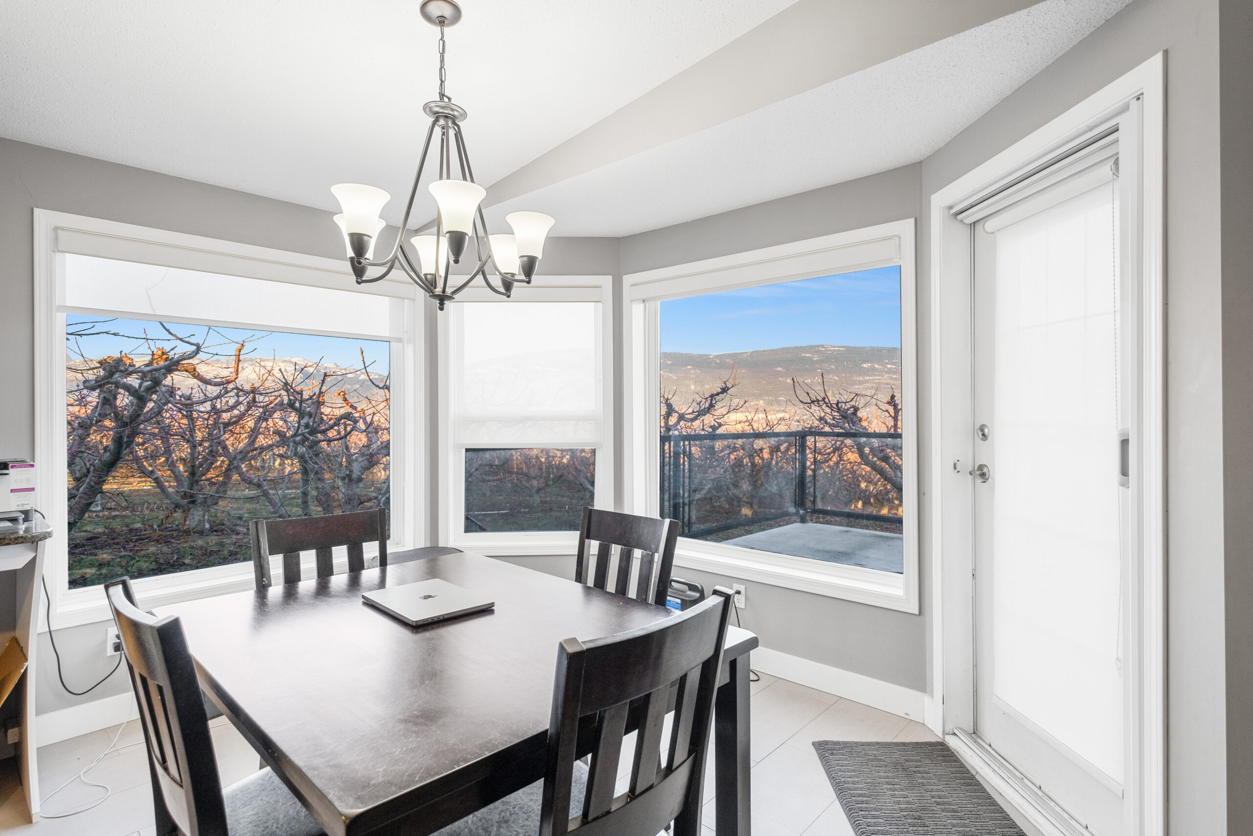 8211 Front Bench Road Summerland V0H 1Z4