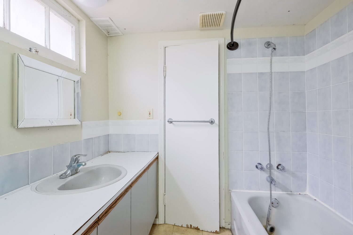 13218 Kelly Avenue Summerland V0H 1Z0