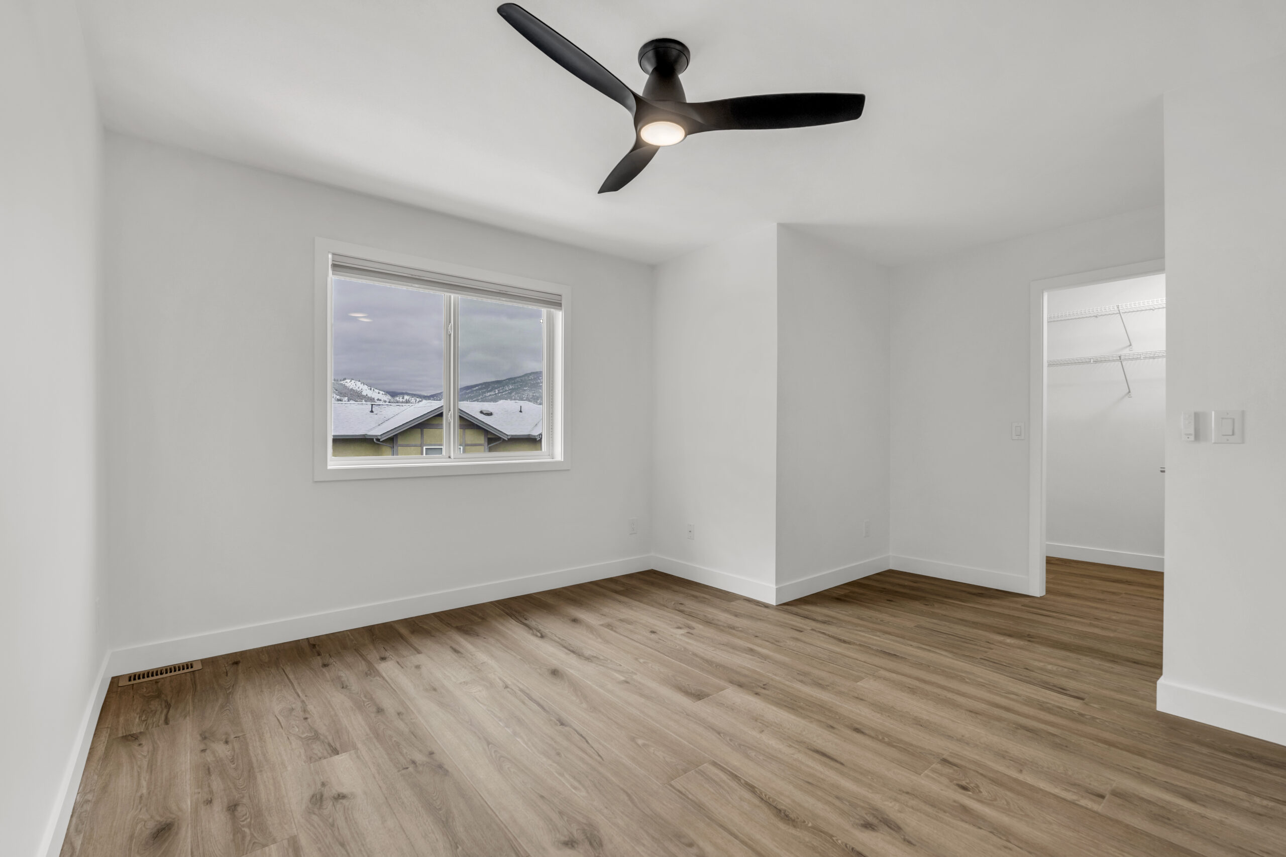 48 Galt Avenue 105 Penticton V2A 9C3