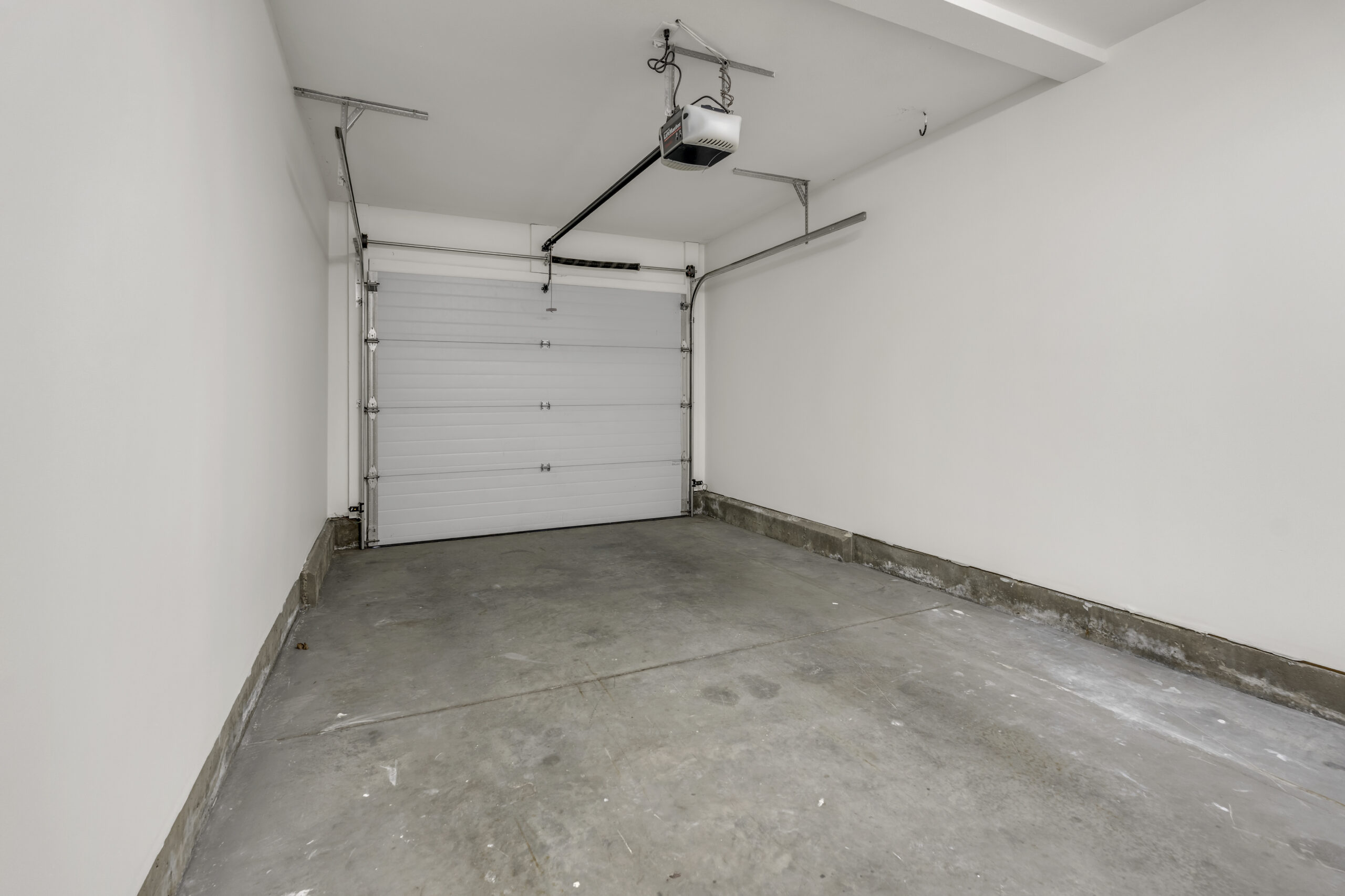 48 Galt Avenue 105 Penticton V2A 9C3