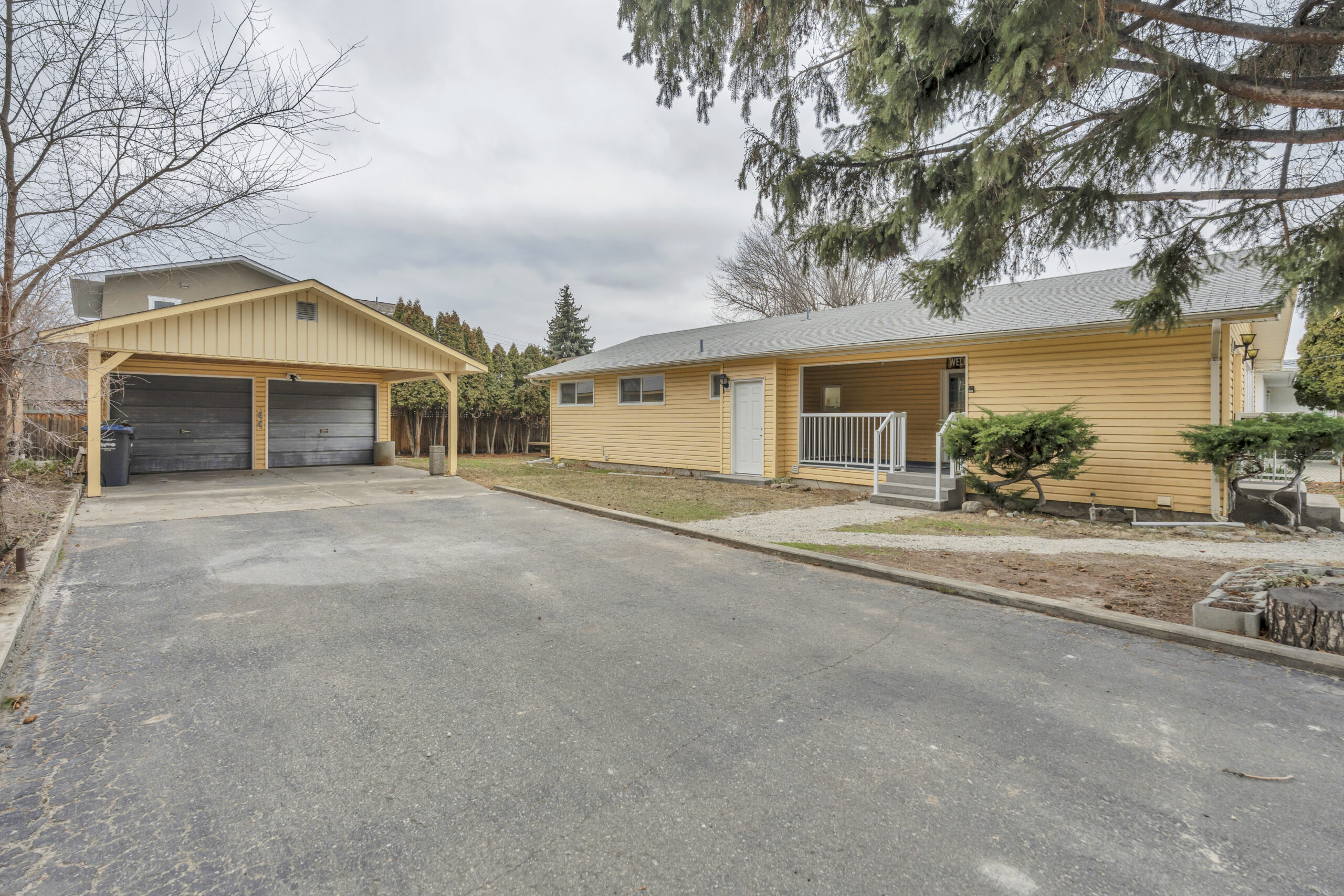 194 Nelson Avenue Penticton V2A 2K9