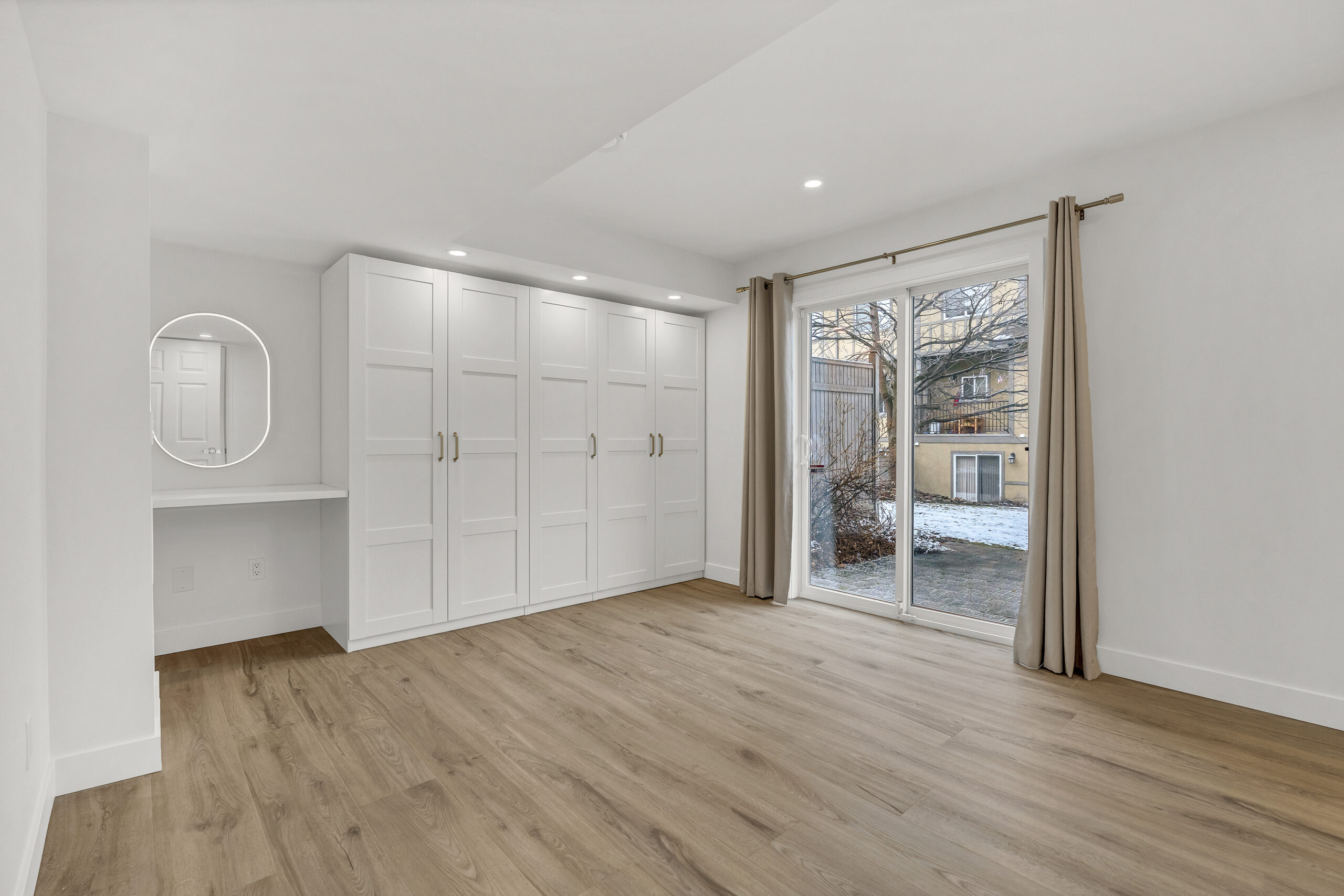 48 Galt Avenue 105 Penticton V2A 9C3