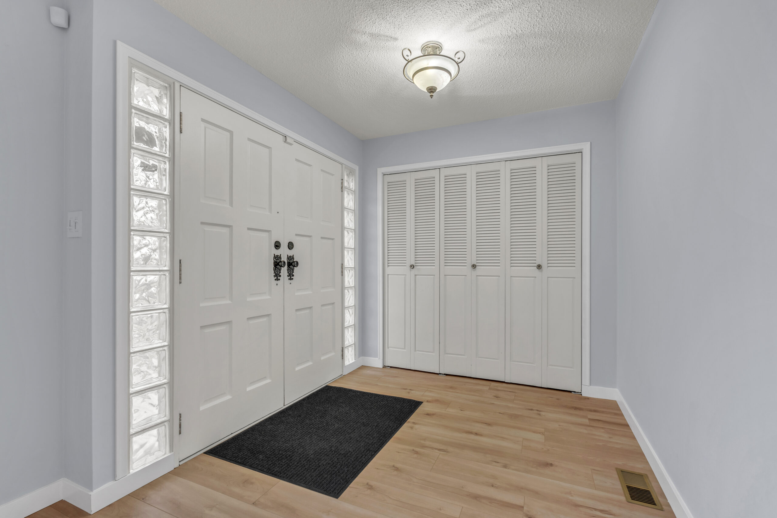 194 Nelson Avenue Penticton V2A 2K9