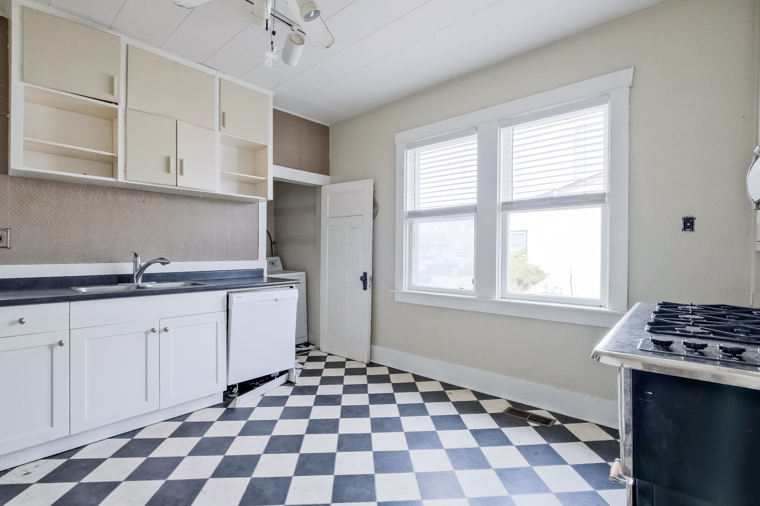 13218 Kelly Avenue Summerland V0H 1Z0