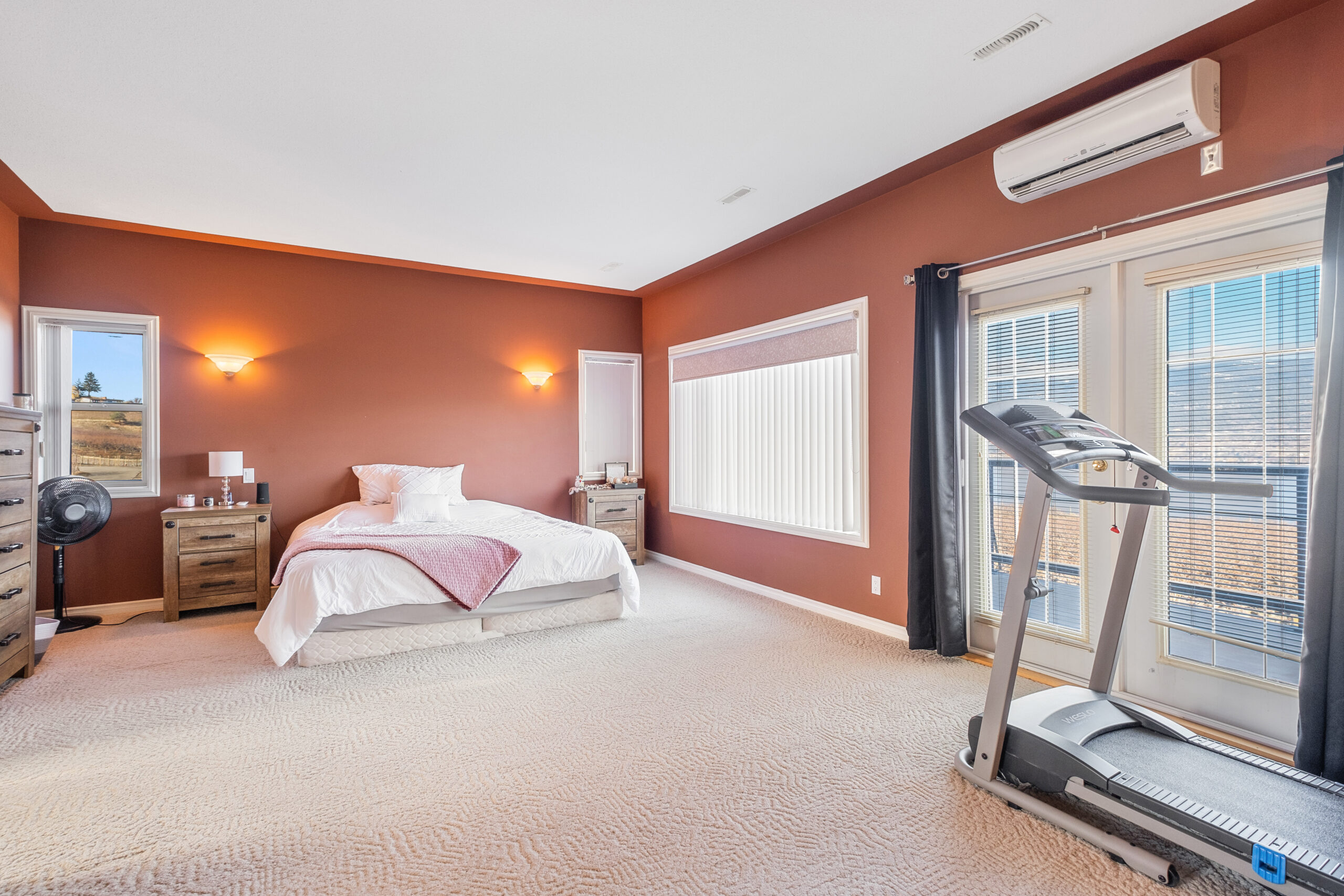 8211 Front Bench Road Summerland V0H 1Z4