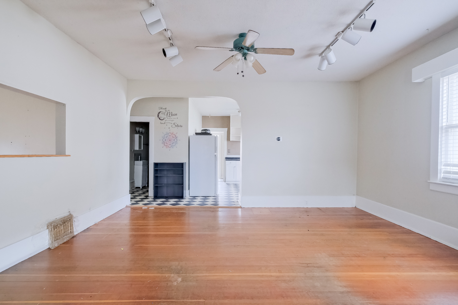 13218 Kelly Avenue Summerland V0H 1Z0