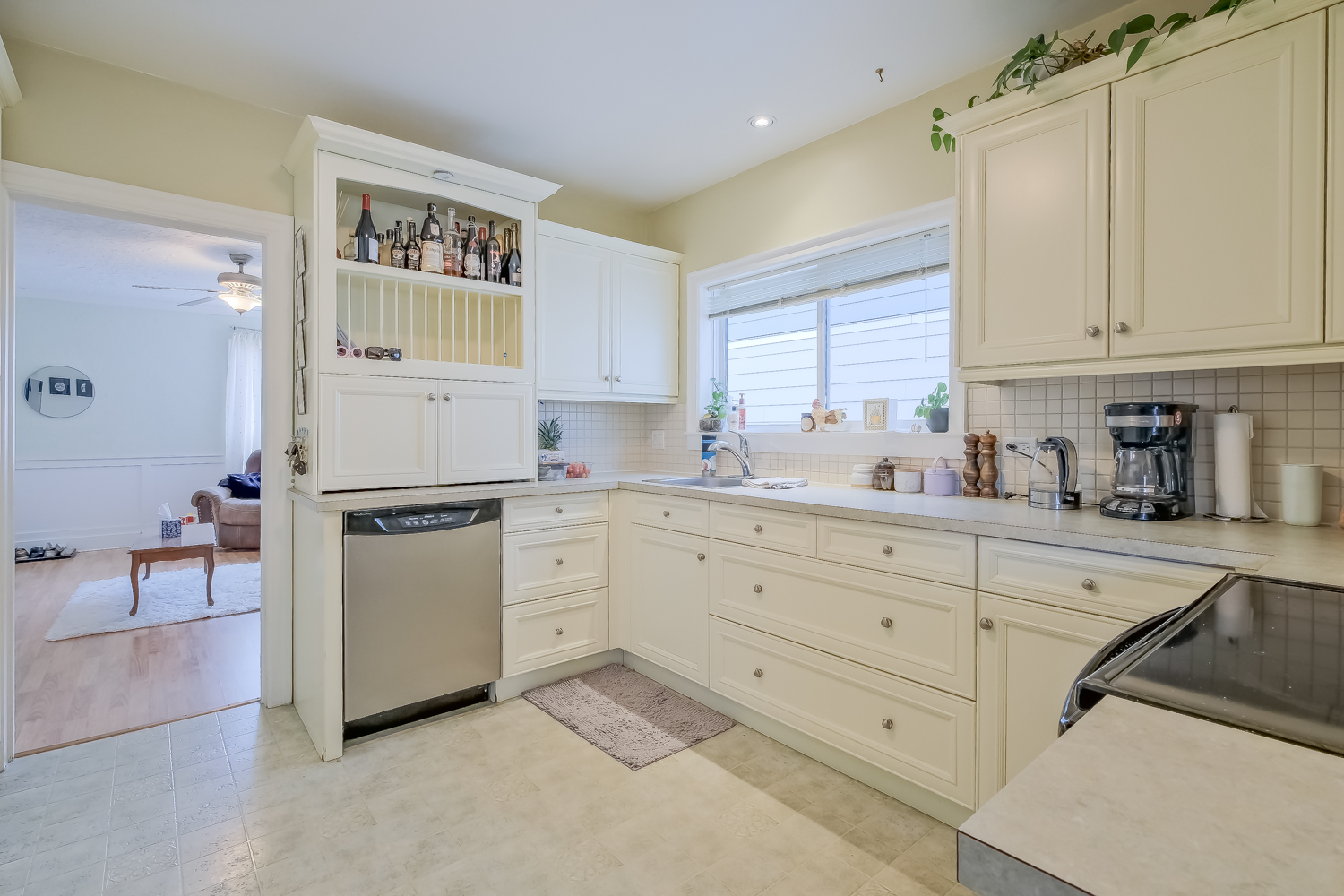 433 Heales Avenue Penticton V2A 1G5