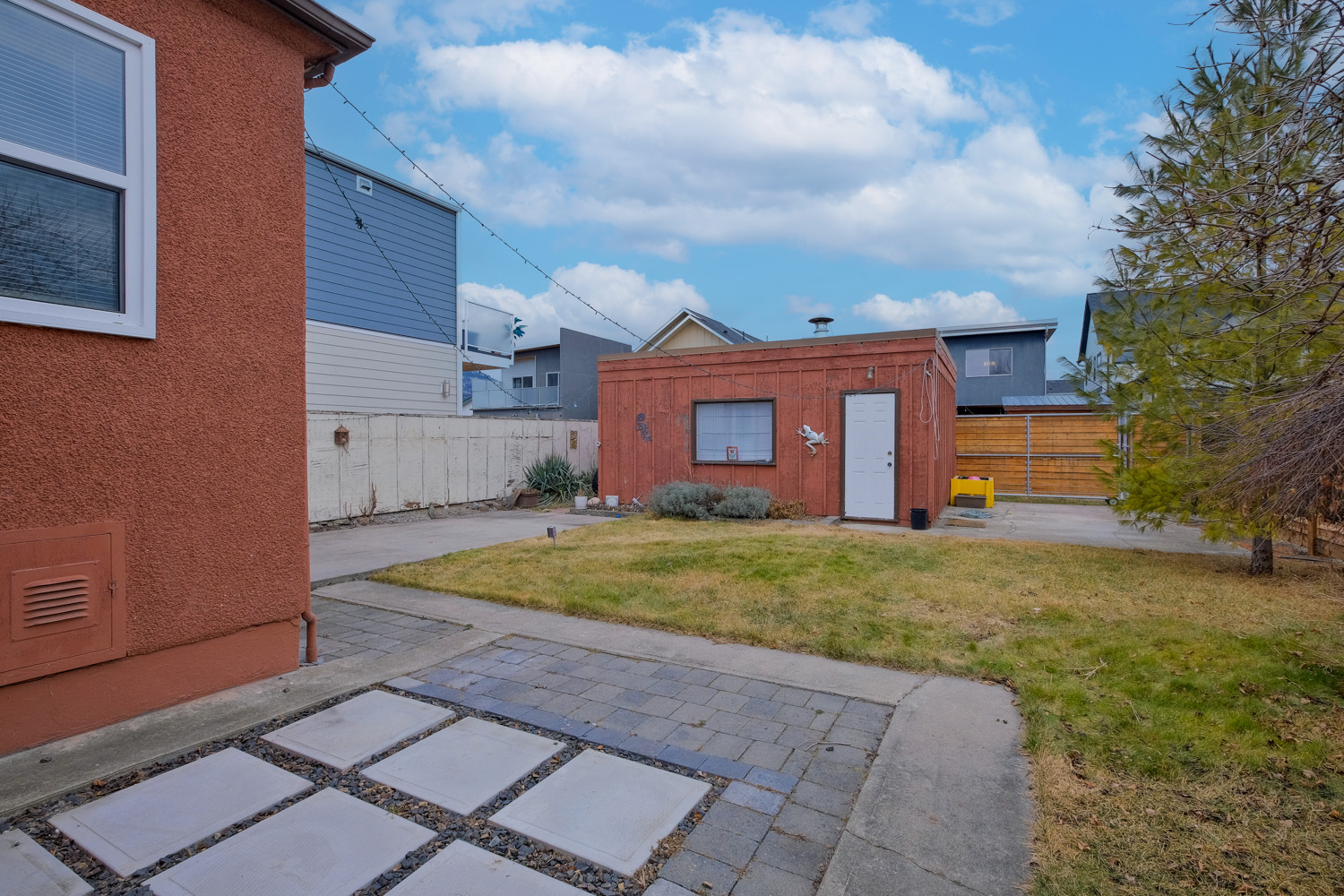 433 Heales Avenue Penticton V2A 1G5