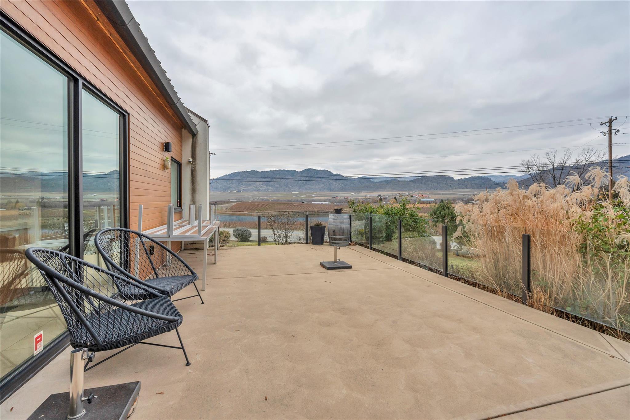 3974 Highway 97 Oliver V0H 1T1