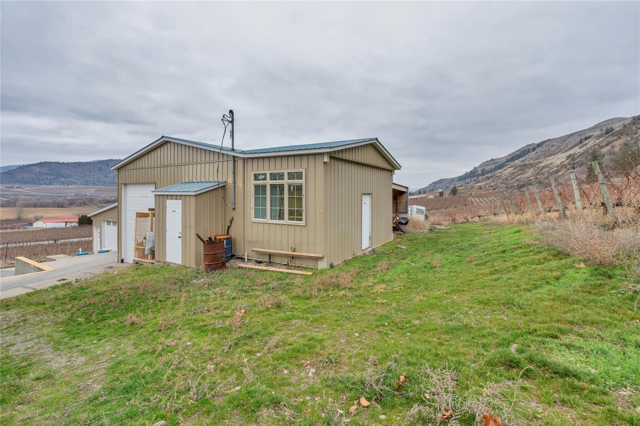 3974 Highway 97 Oliver V0H 1T1