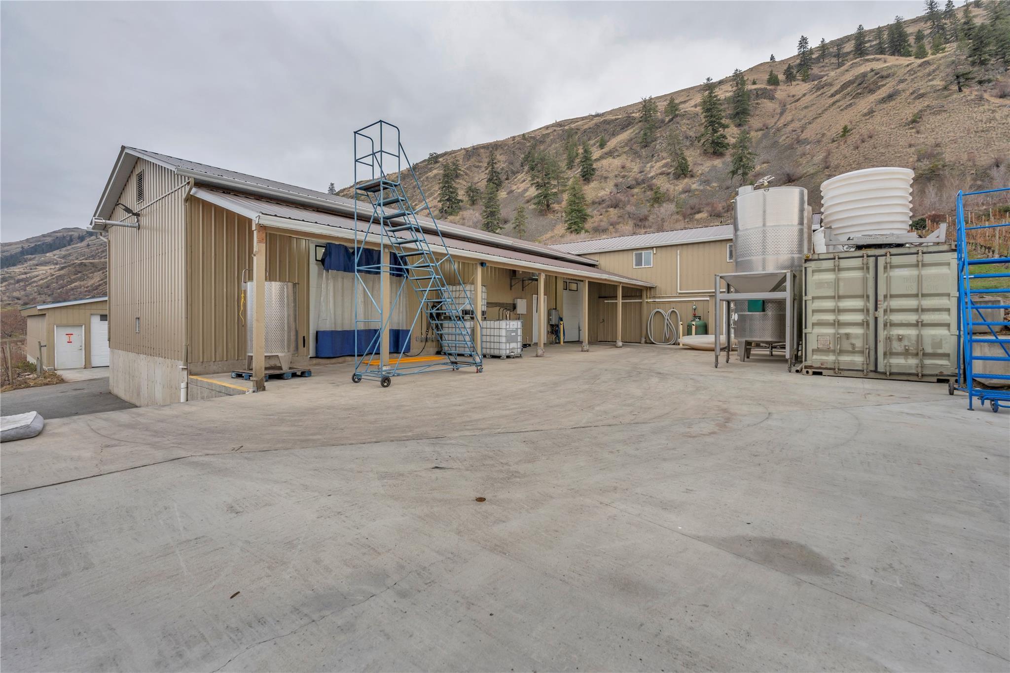 3974 Highway 97 Oliver V0H 1T1