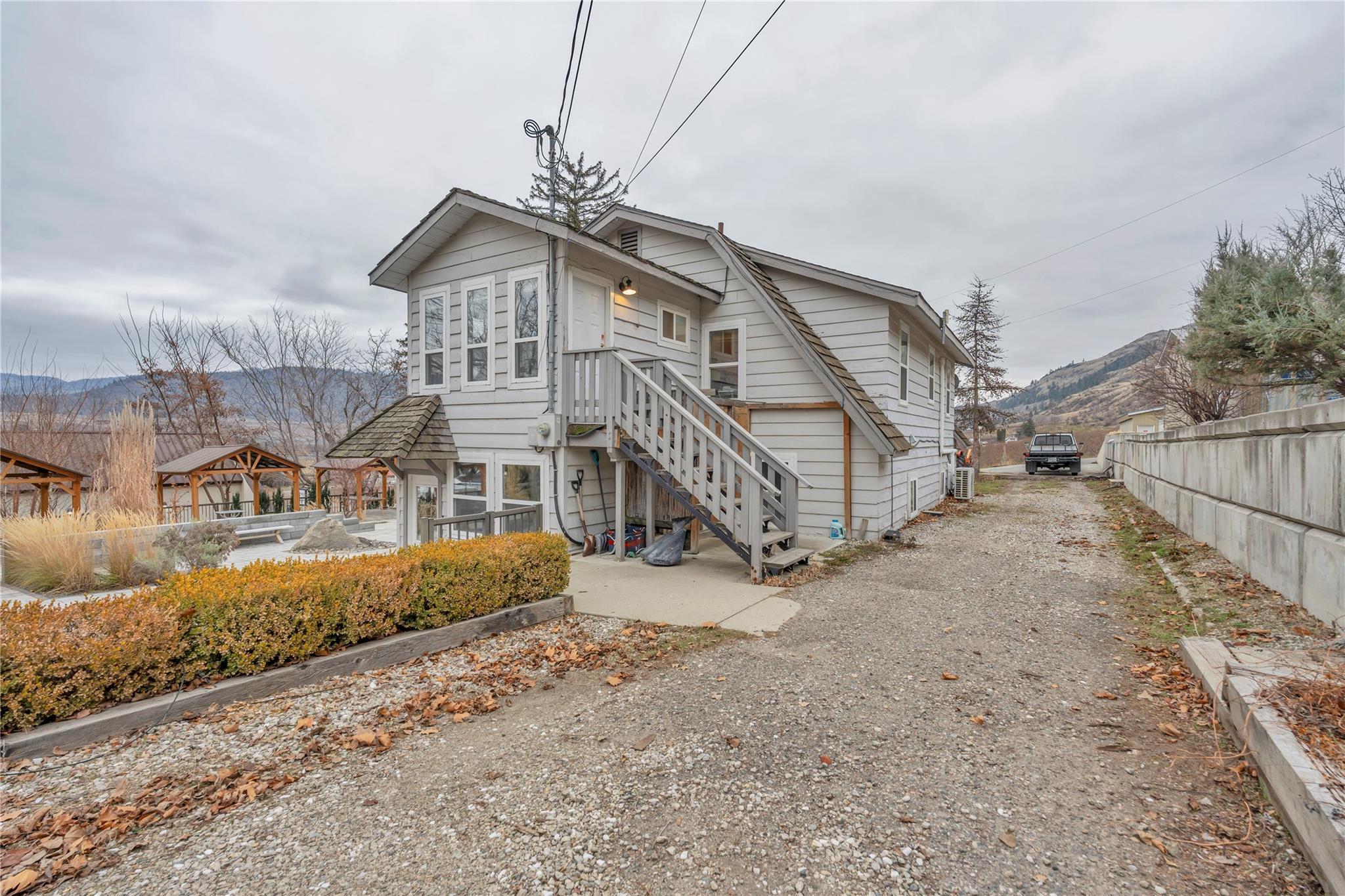 3974 Highway 97 Oliver V0H 1T1