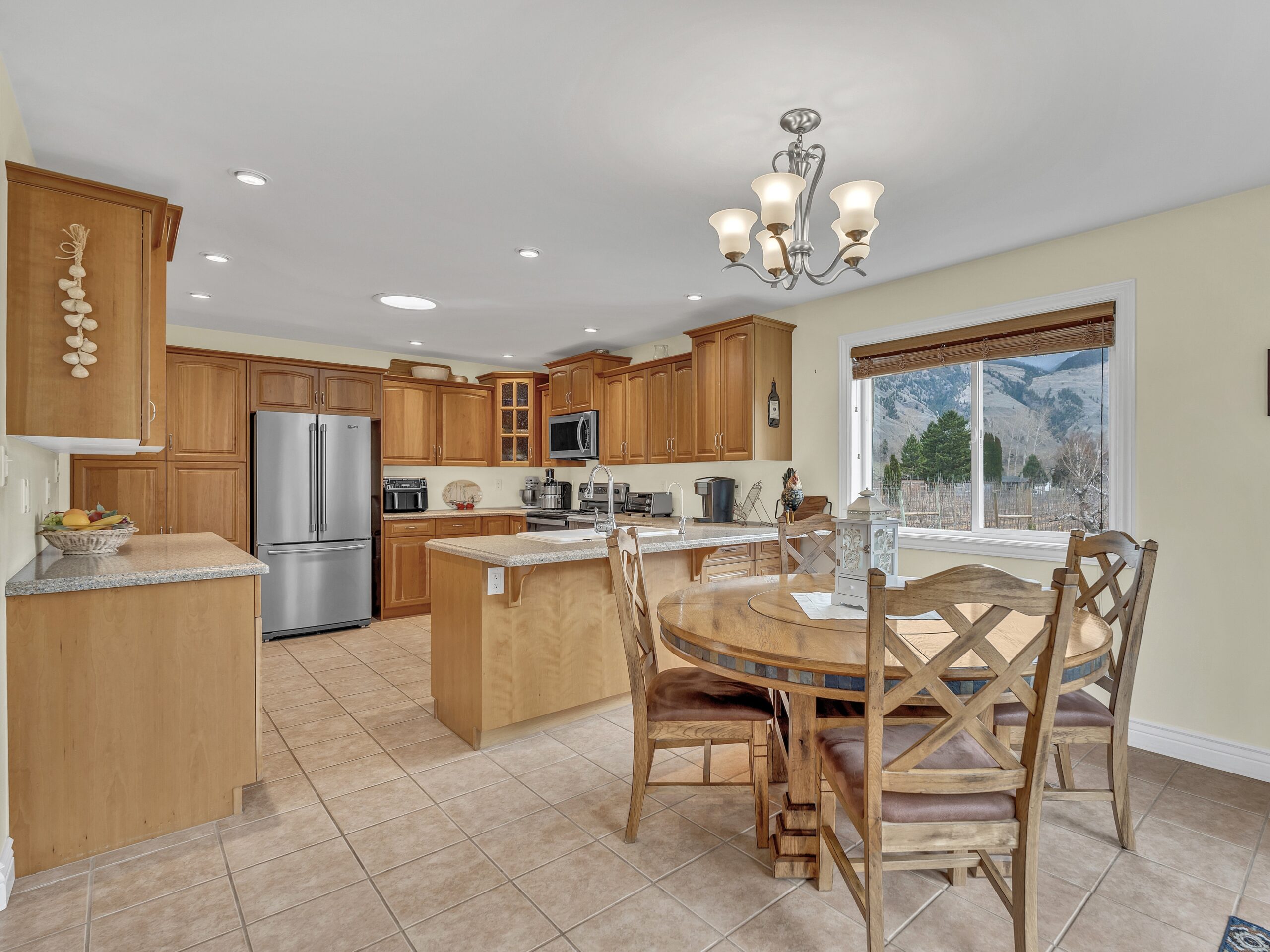 2120 Ritchie Drive Cawston V0X 1C2