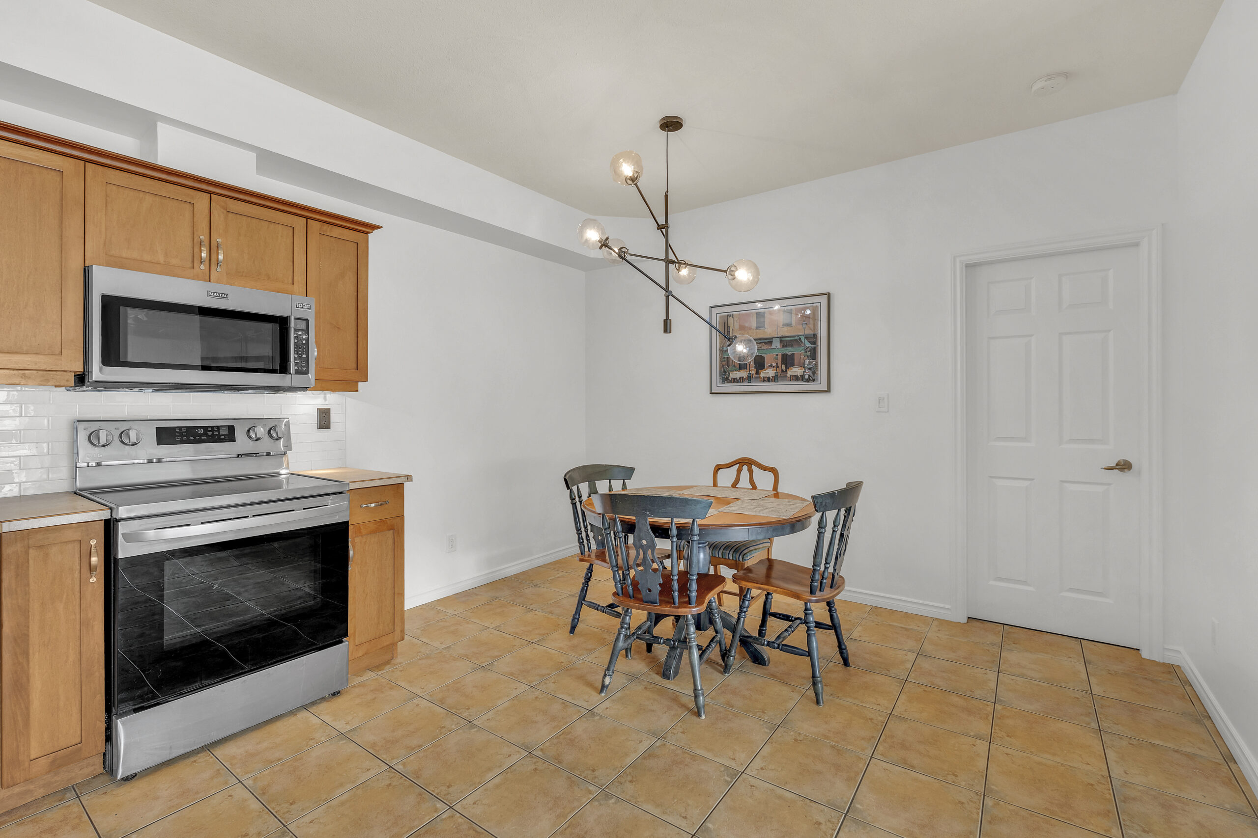 196 Wade Avenue W 306 Penticton V2A 1T6