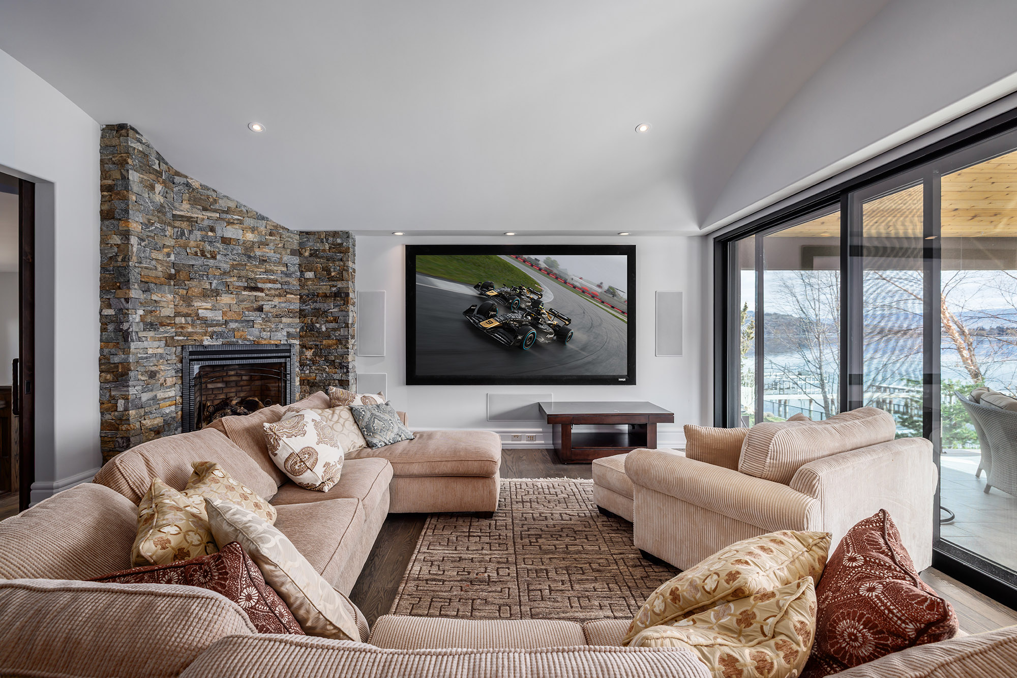 4165 Gellatly Road West Kelowna V4T 2K2