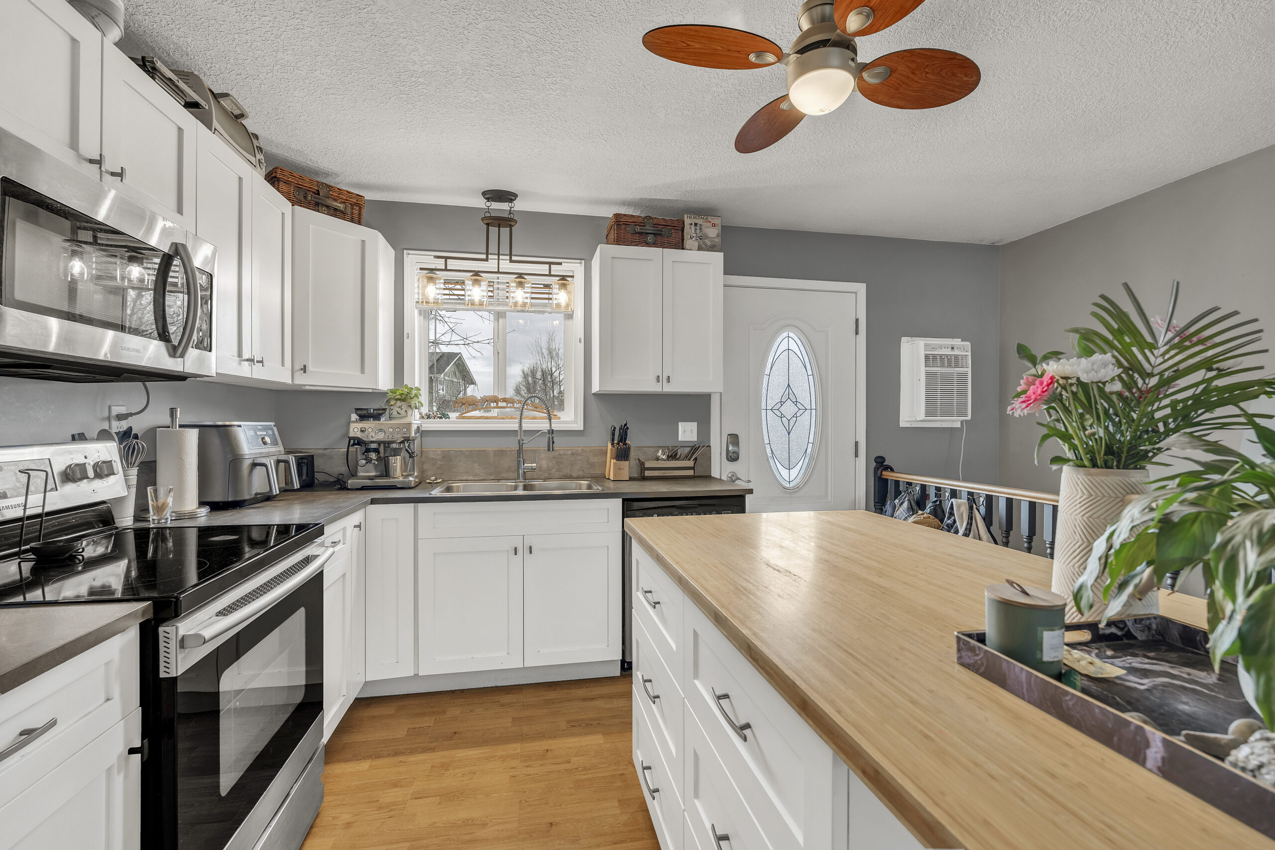 764 Penticton Avenue Penticton V2A 2M8