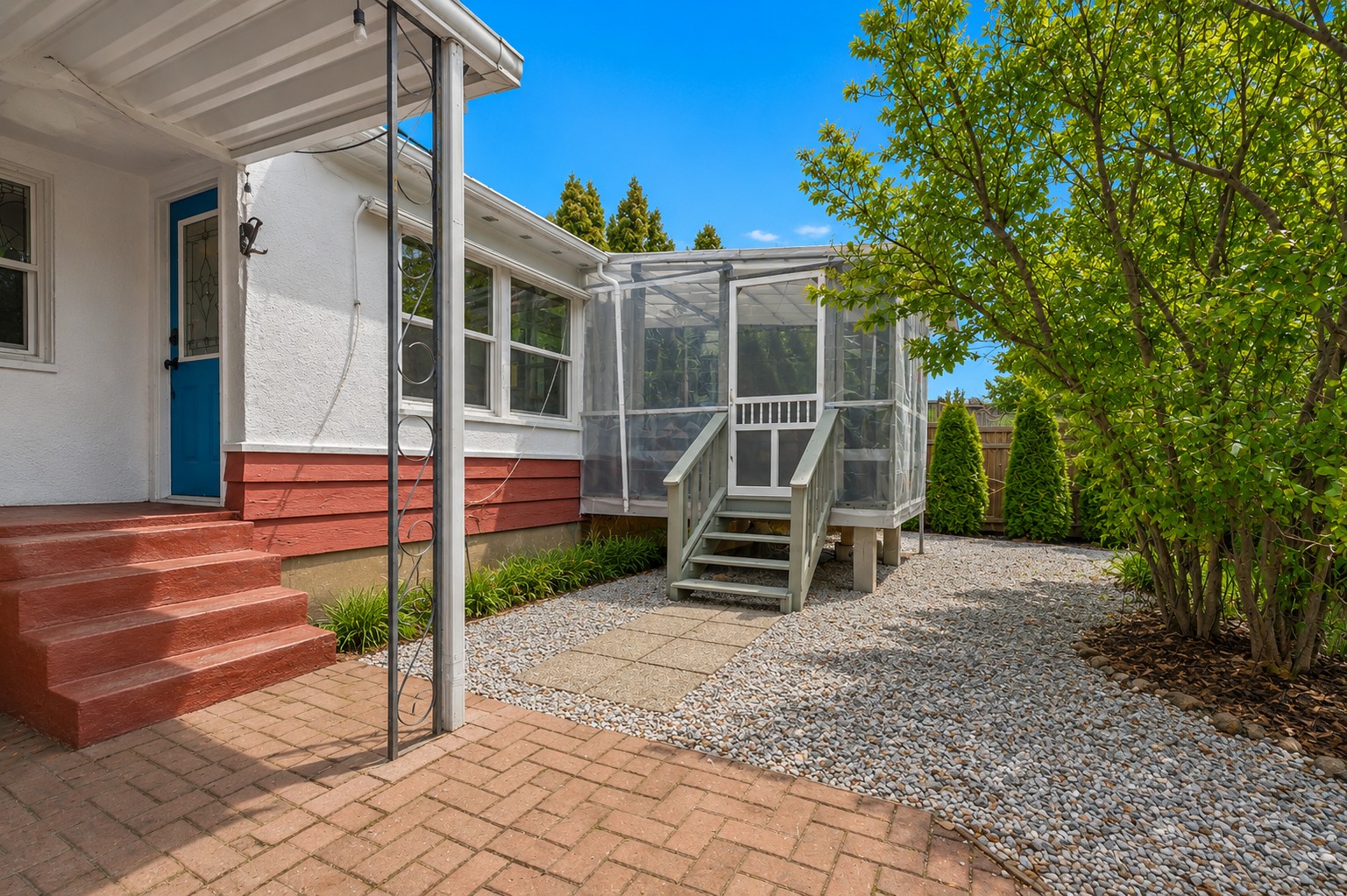 10919 Acland Street Summerland V0H 1Z0