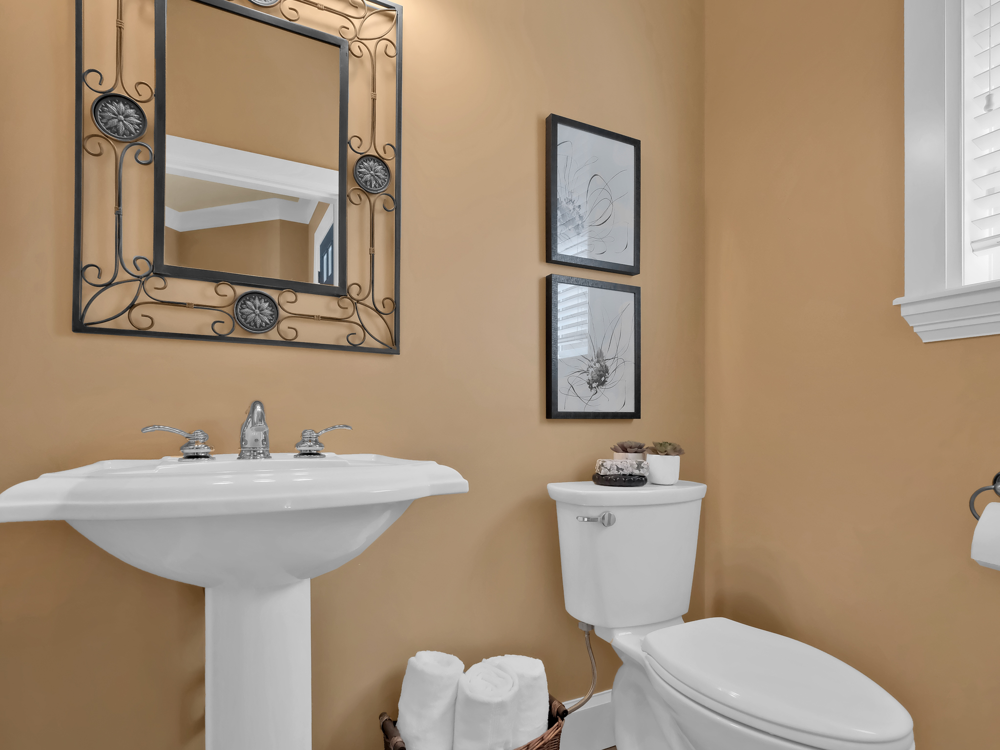 156 Vancouver Place Penticton V2A 1A7