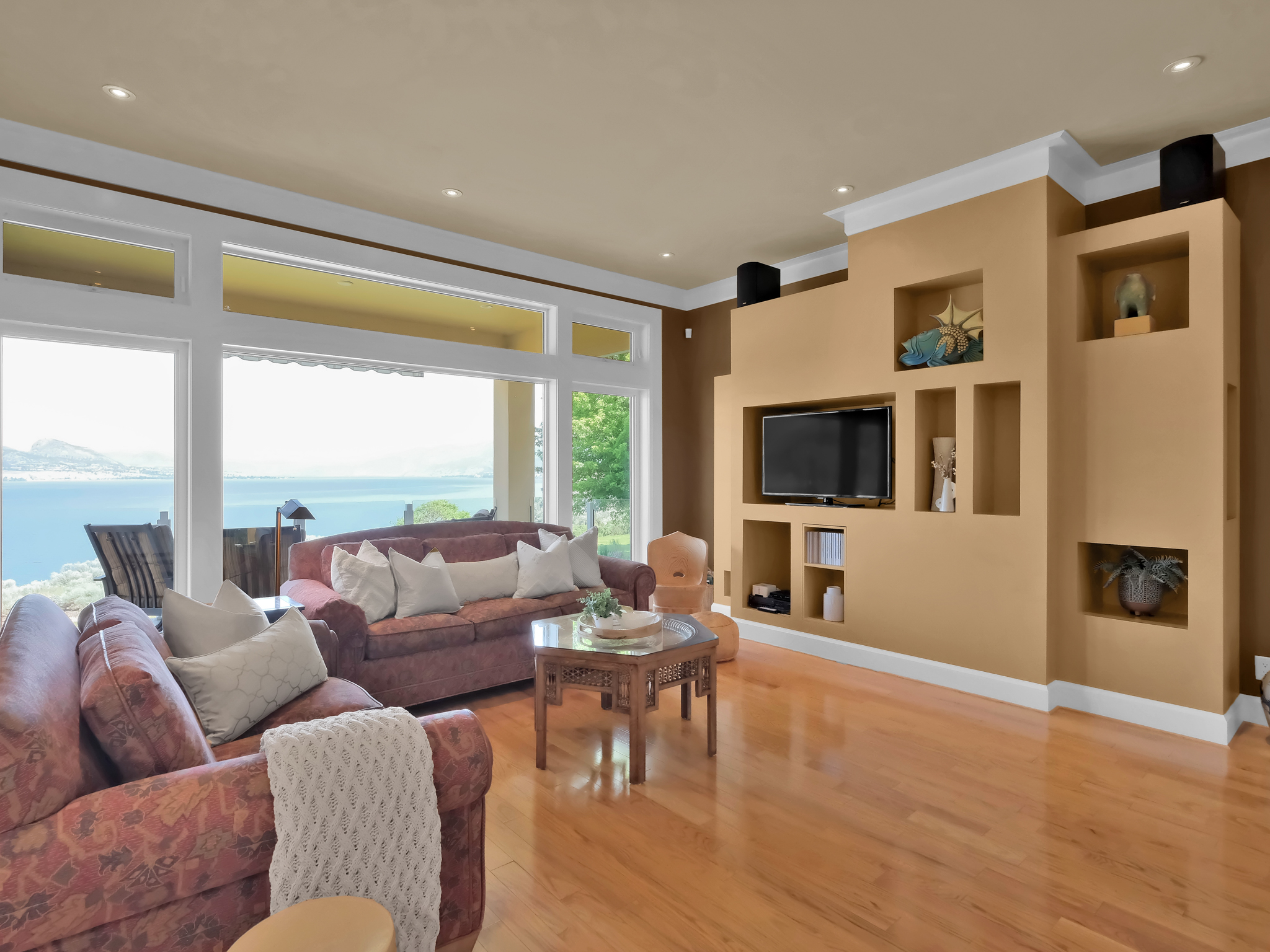 156 Vancouver Place Penticton V2A 1A7